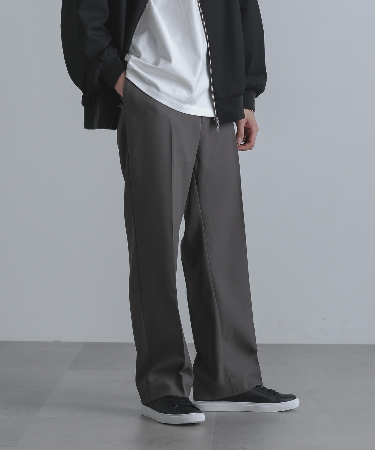 ストレッチツイルストレートスラックス(セットアップ可)