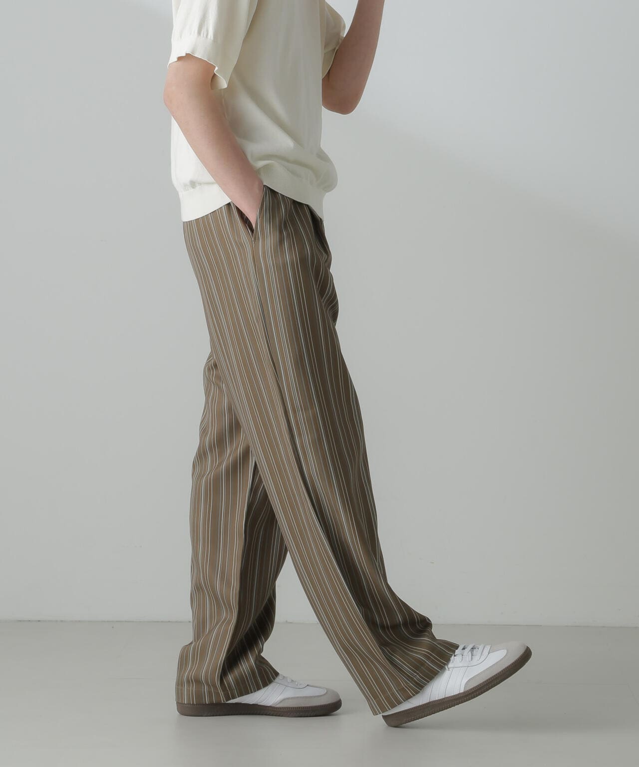 aeff00b4-e344-5d7a-9165-9976cbd8b0b3_Image