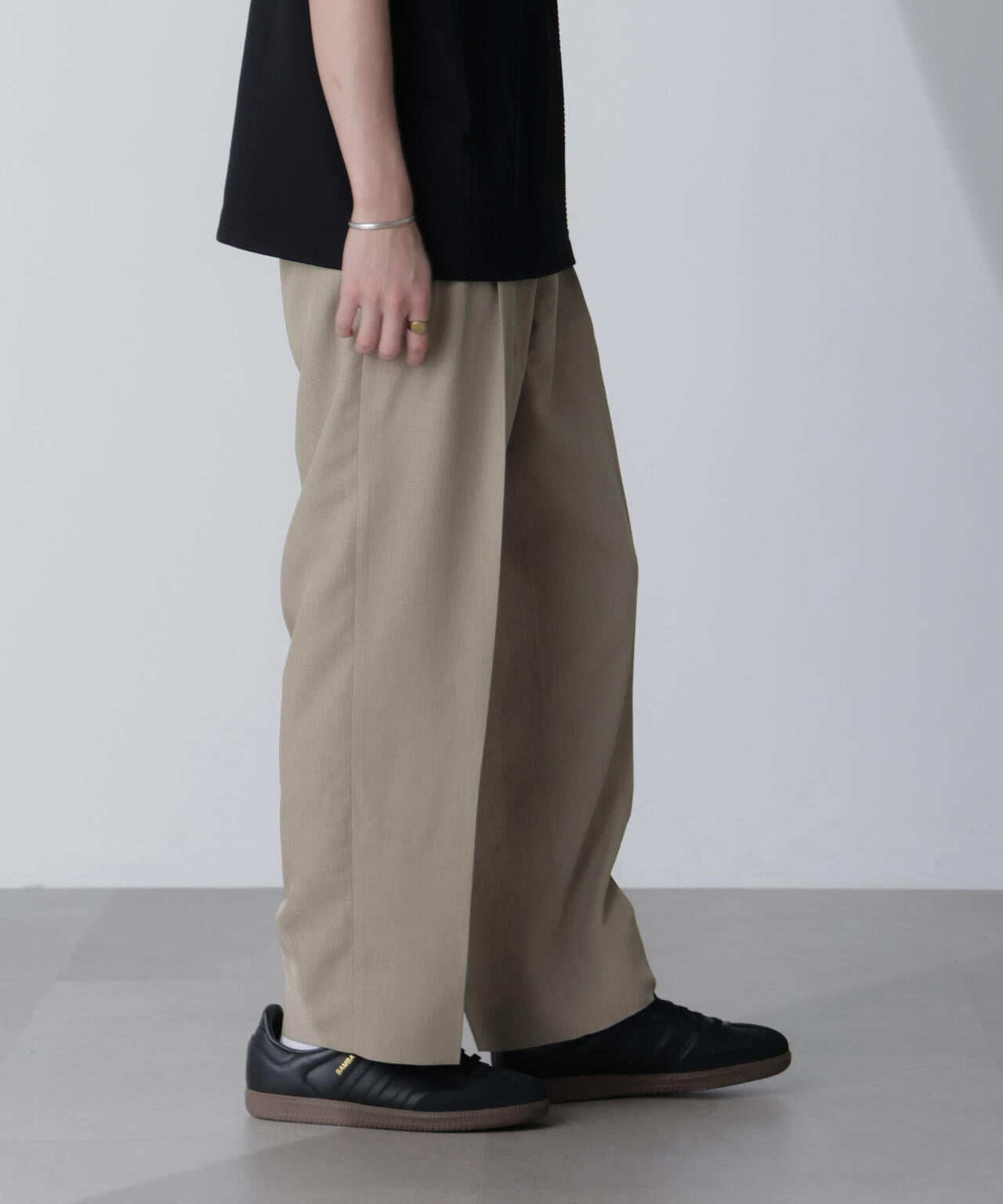 テックリネンリラックスタックテーパードパンツ(セットアップ可)