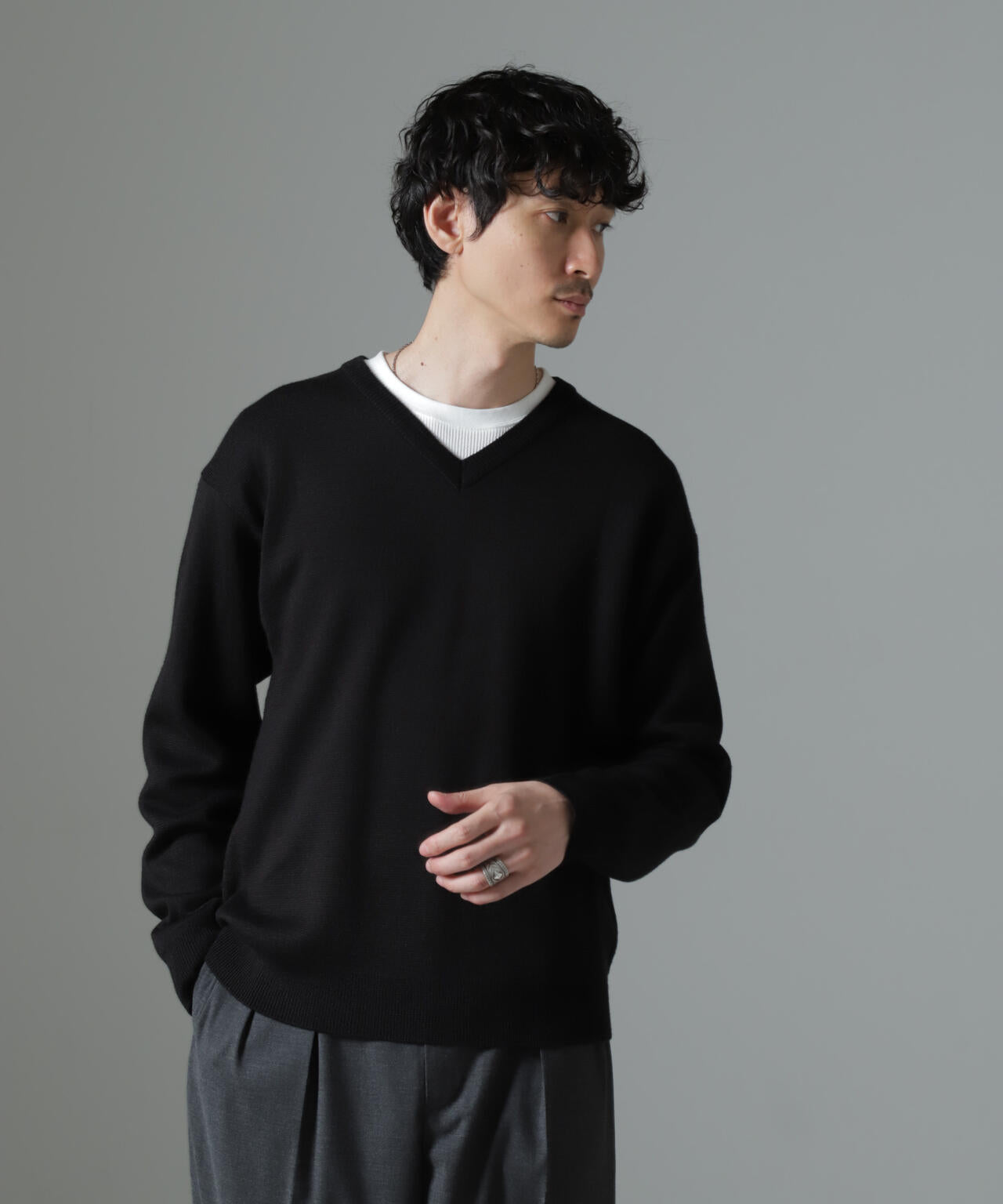 タスマニアミックス ミラノリブリラックスVネックニット