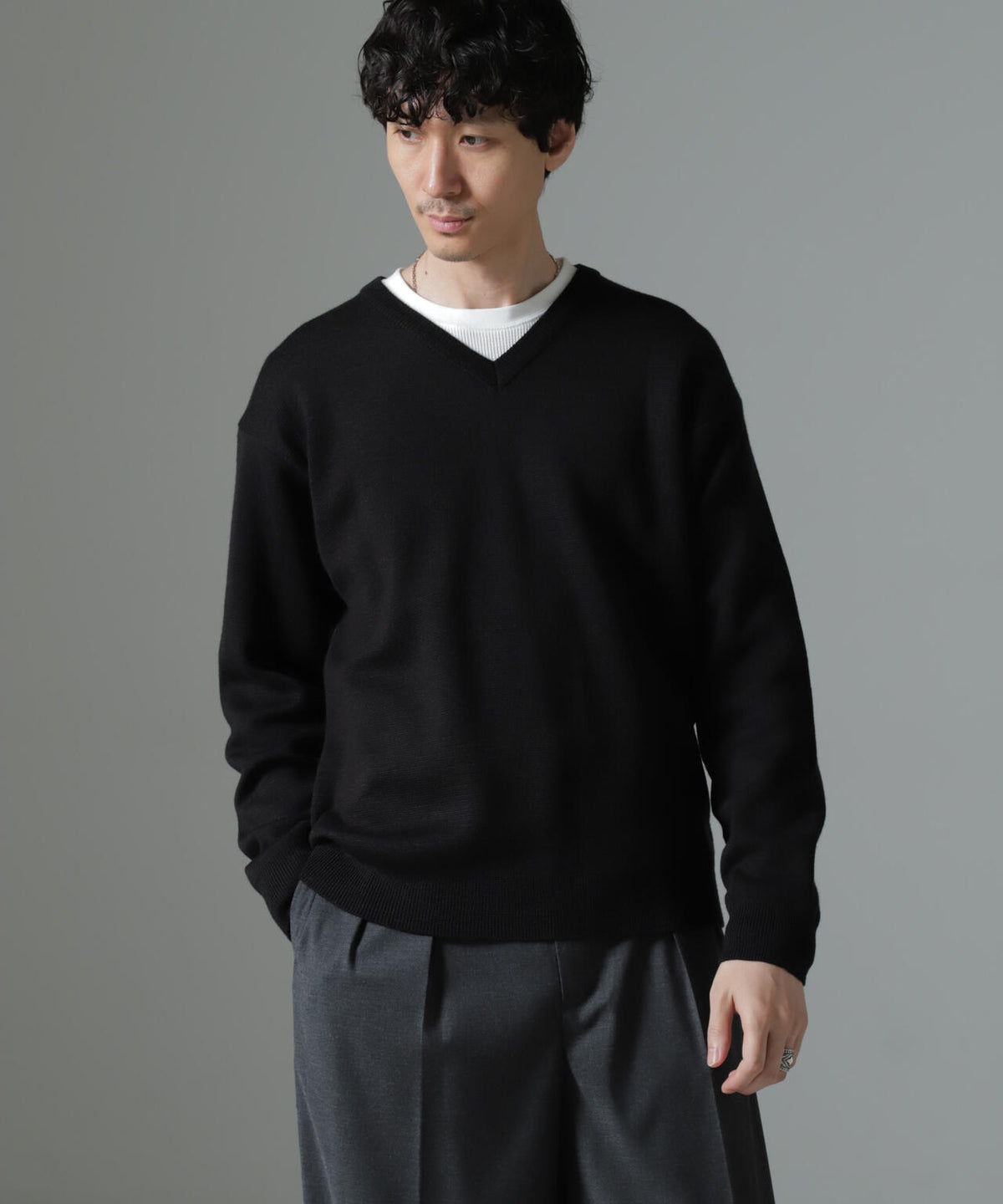 タスマニアミックス ミラノリブリラックスVネックニット