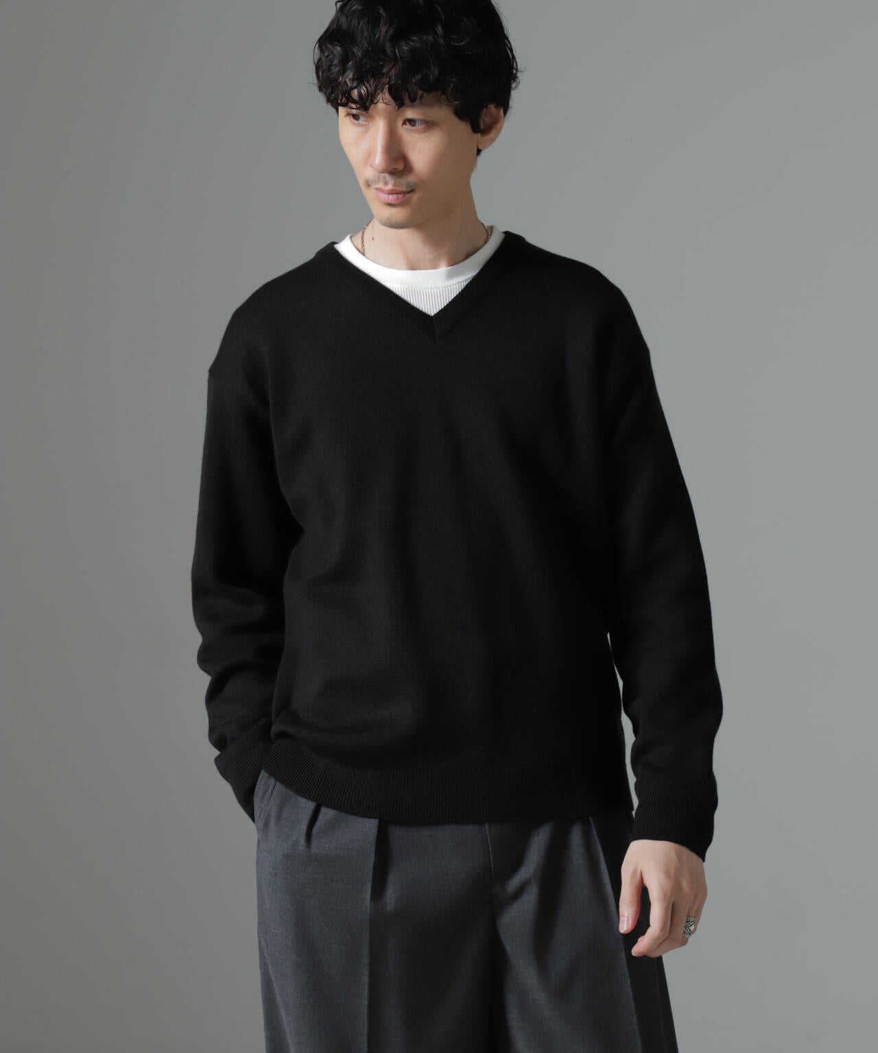 タスマニアミックス ミラノリブリラックスVネックニット