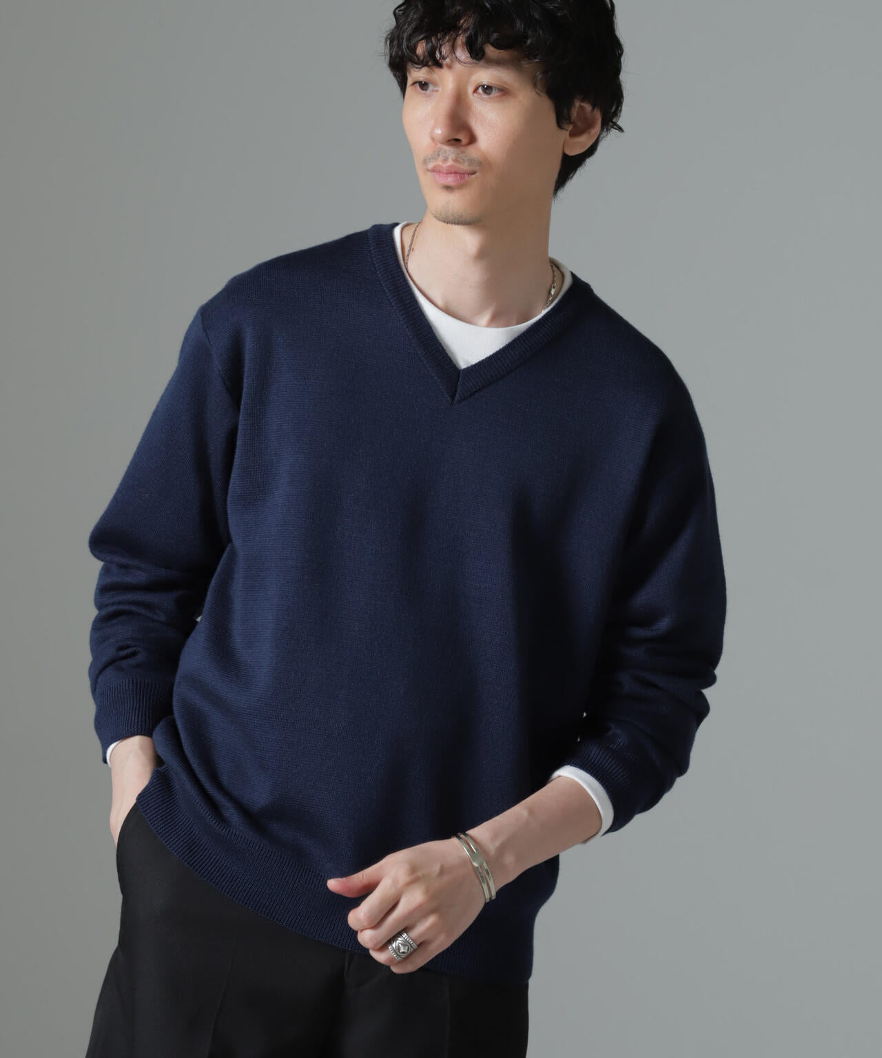 タスマニアミックス ミラノリブリラックスVネックニット