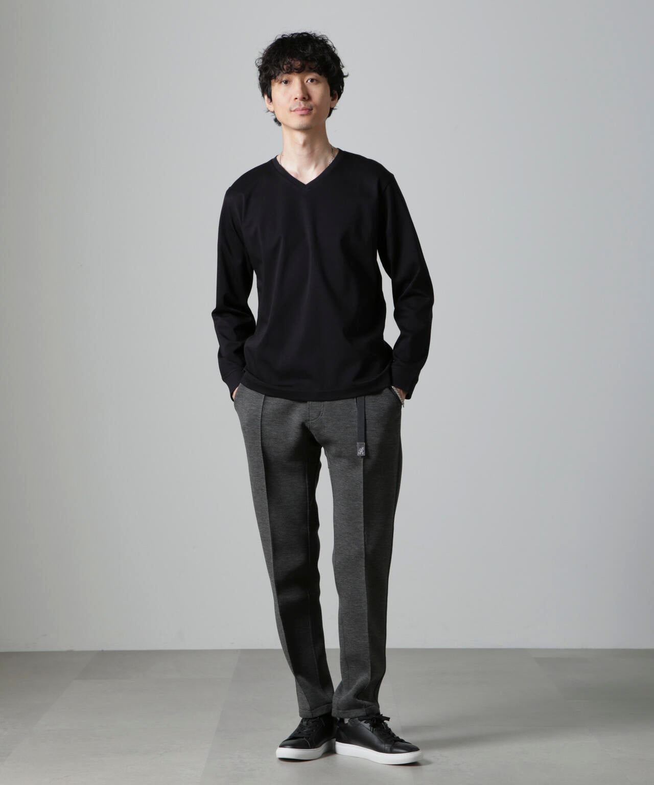 アンチスメルVネックTシャツ 長袖