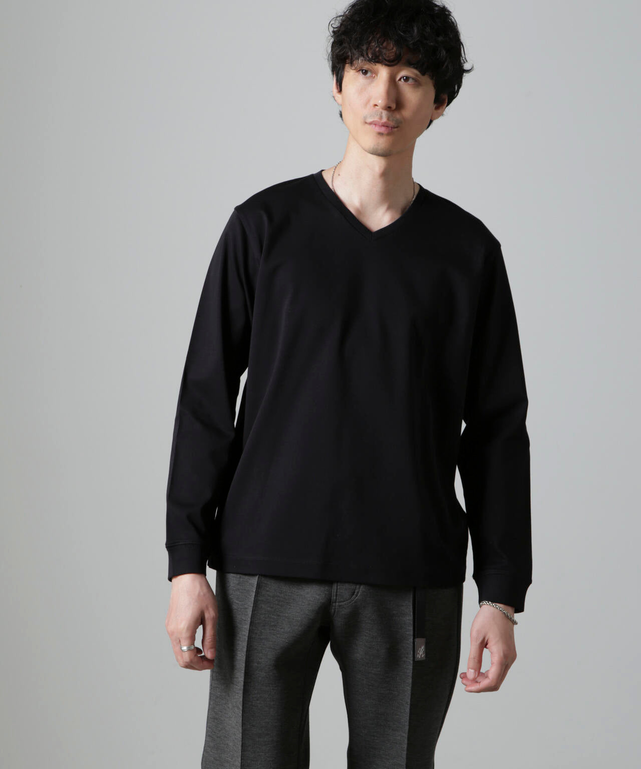 アンチスメルVネックTシャツ 長袖
