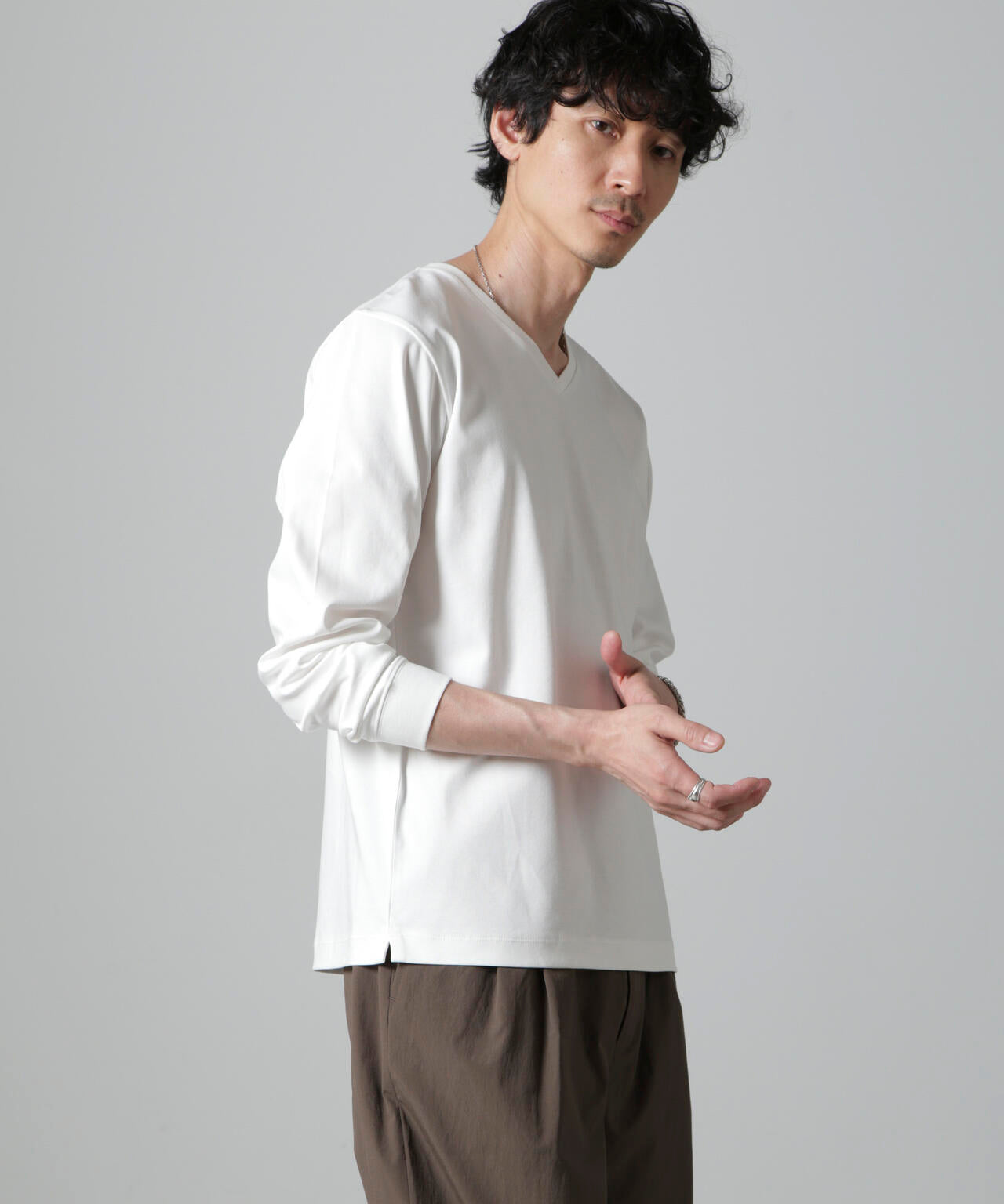 アンチスメルVネックTシャツ 長袖