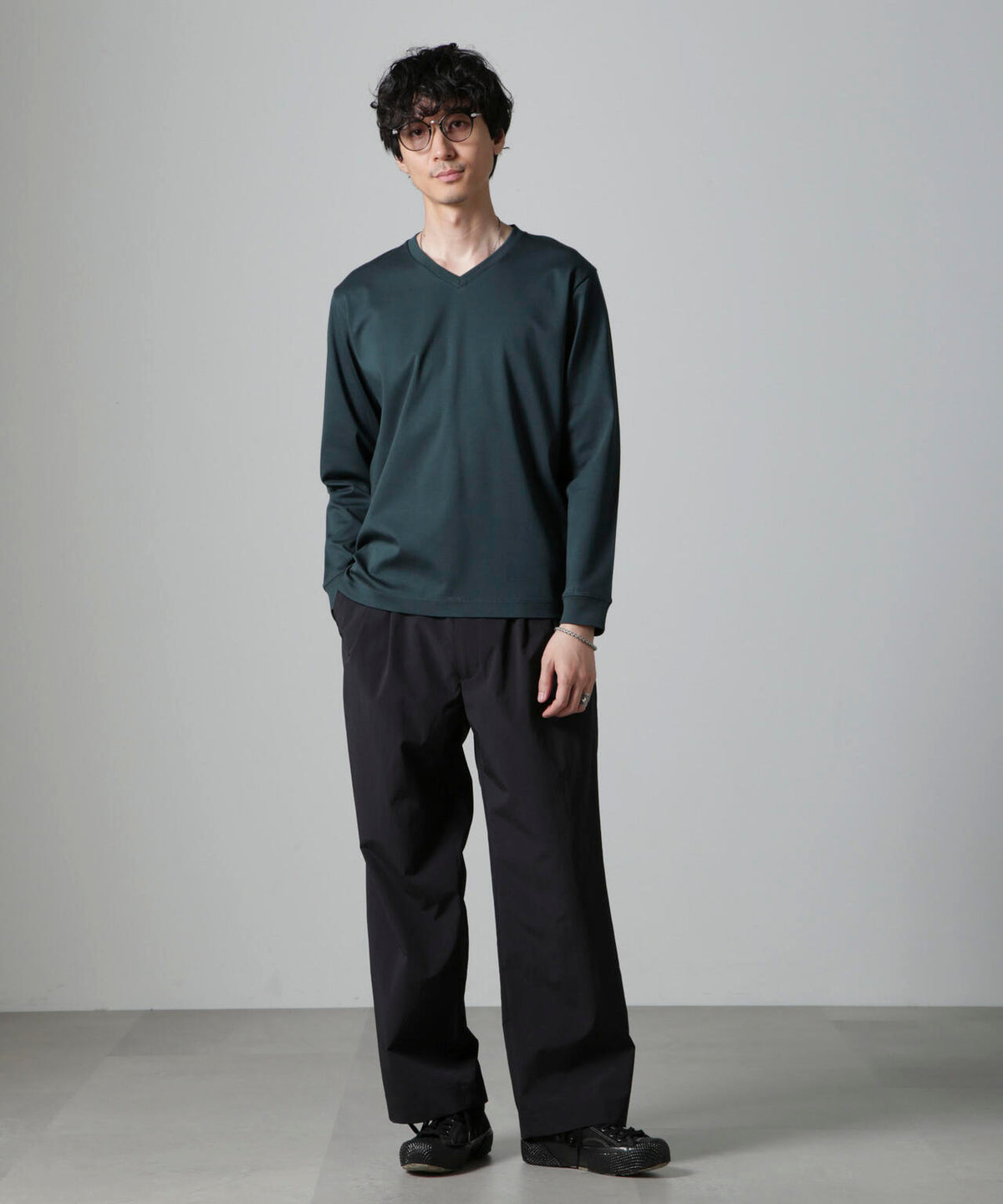 アンチスメルVネックTシャツ 長袖