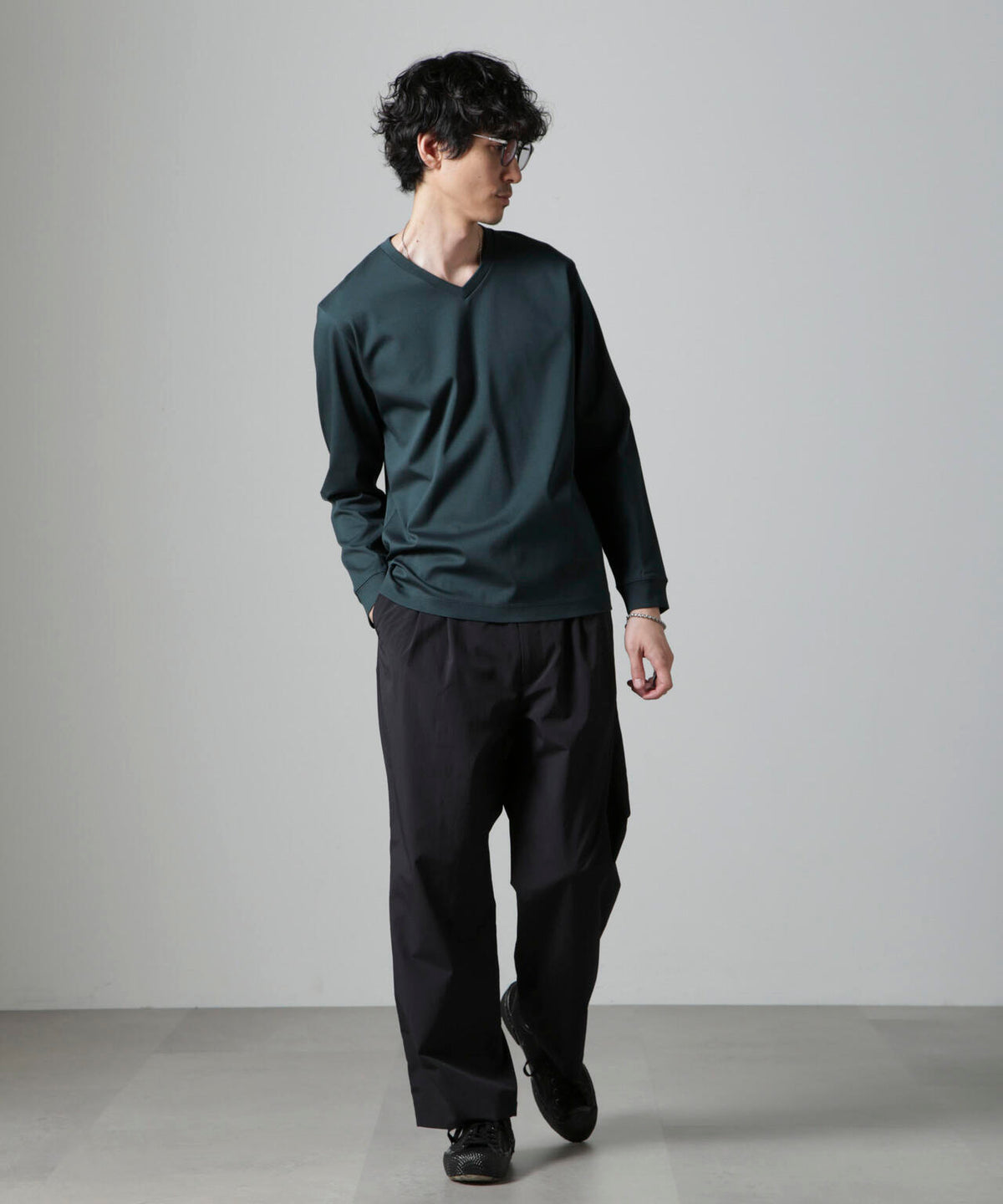 アンチスメルVネックTシャツ 長袖