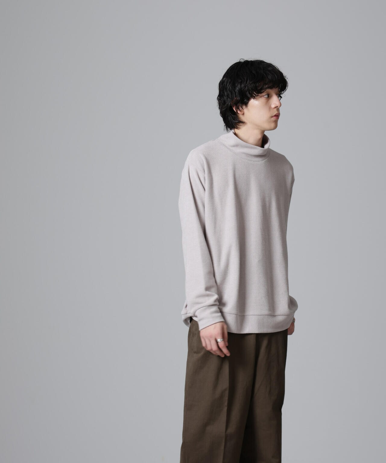 モールライクハイネックプルオーバー 長袖