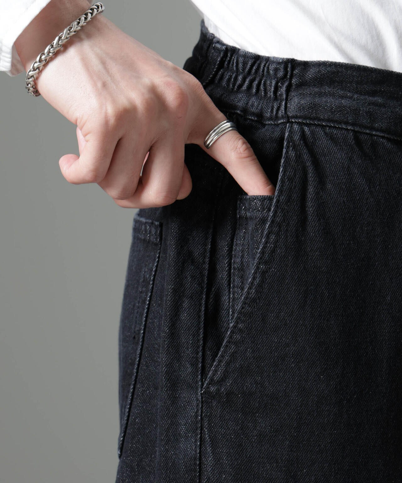 33f3ff28-3eb0-5108-8182-9b44b24ff7ab_Image