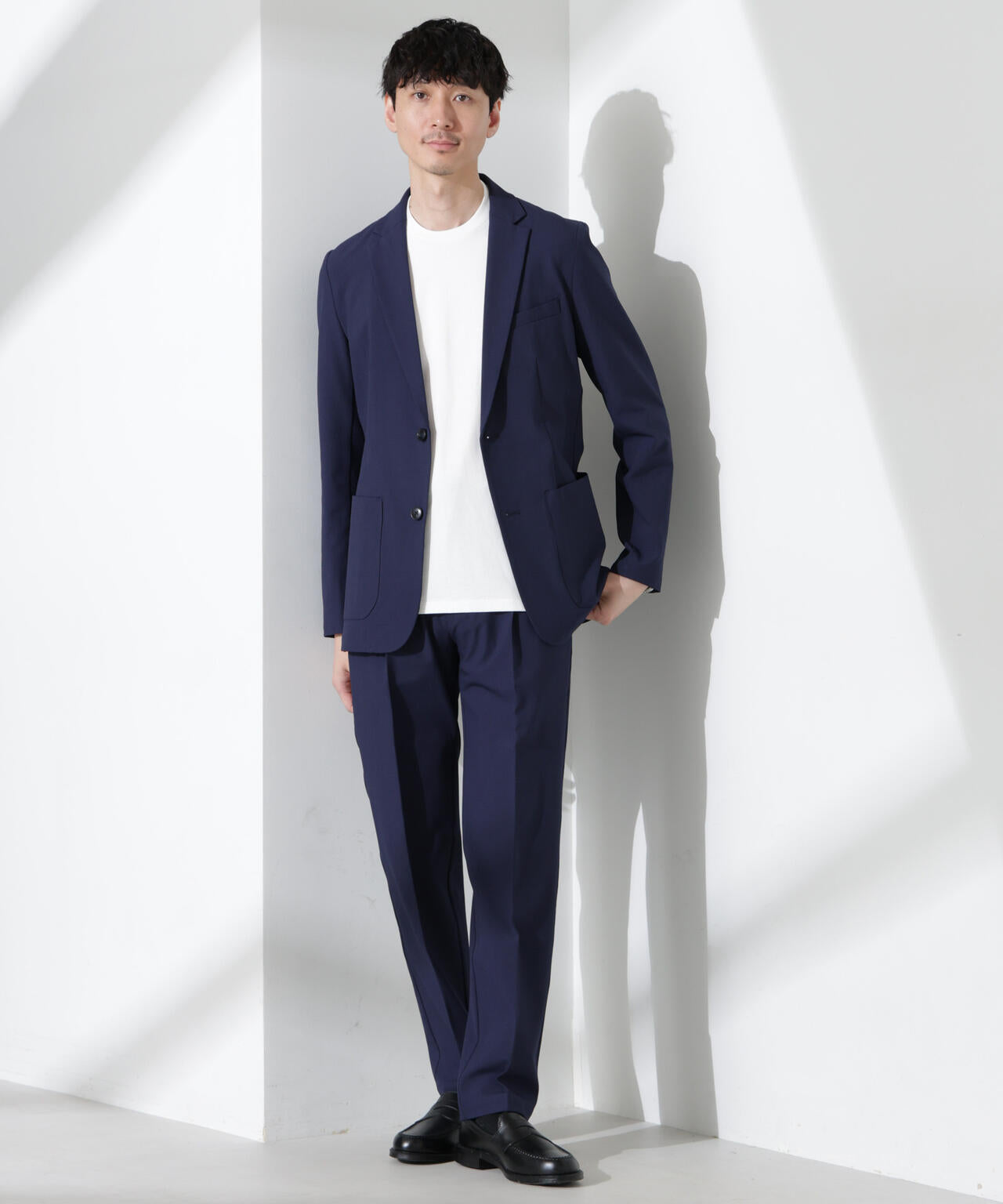 84915299-dd73-5c3e-9a4b-6e5bc51c11b0_Image