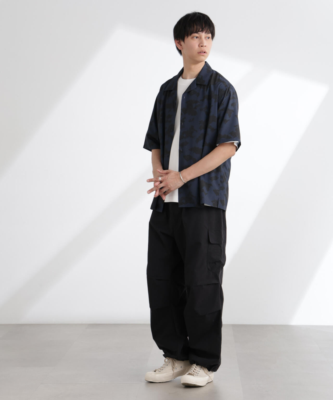 b827936f-2dbb-5a9a-a5a9-ec349099fe5d_Image