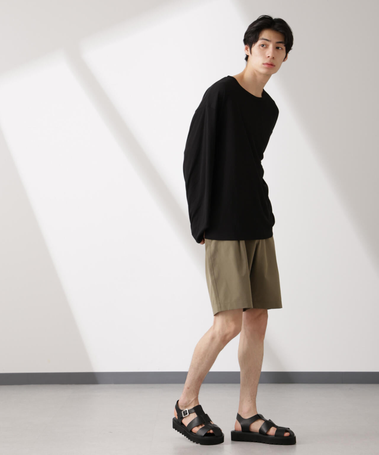 WEB限定/セミシアークルーネックプルオーバー 長袖