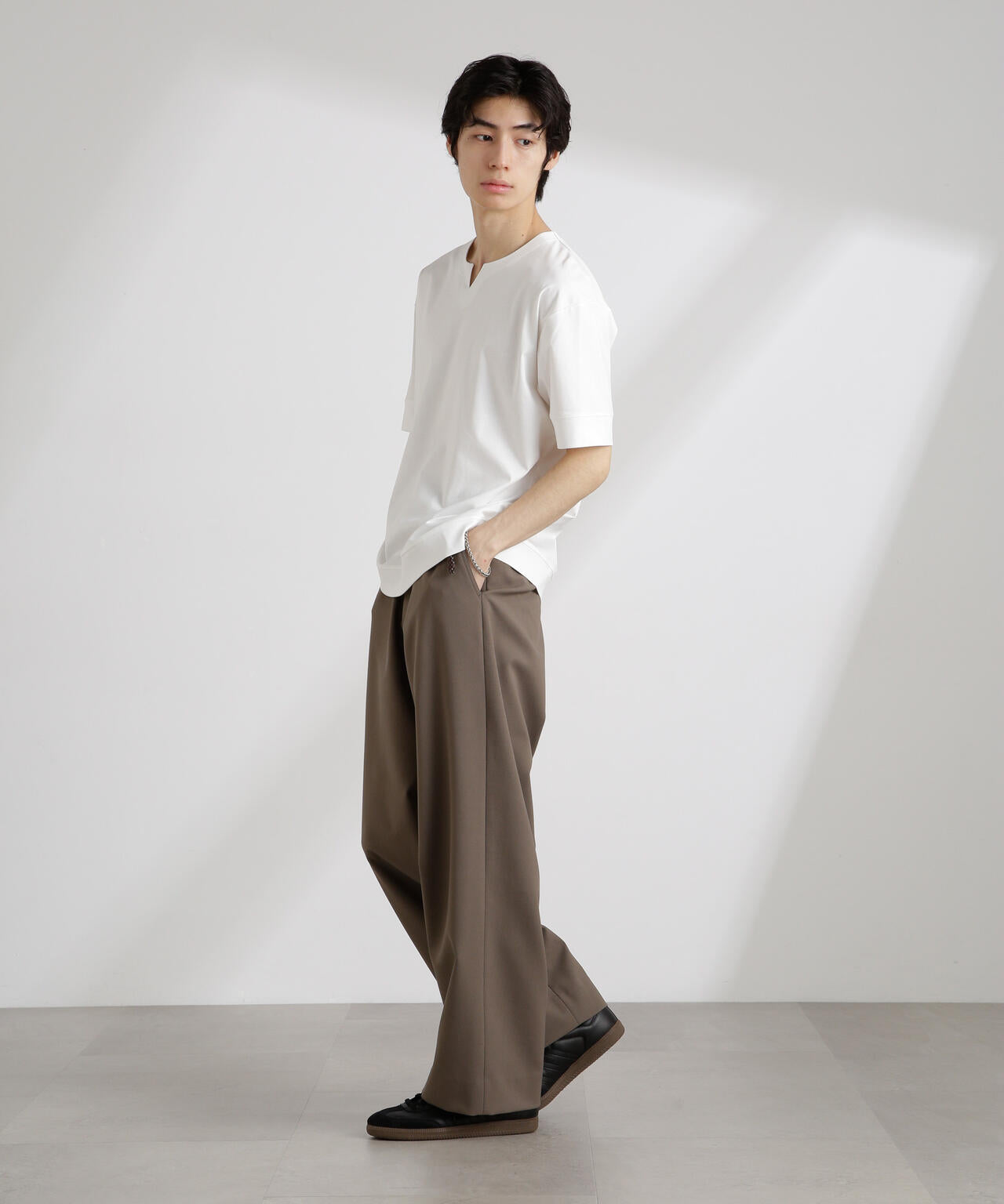 e2e1e6d2-767d-5abe-a213-71b8eae3e427_Image