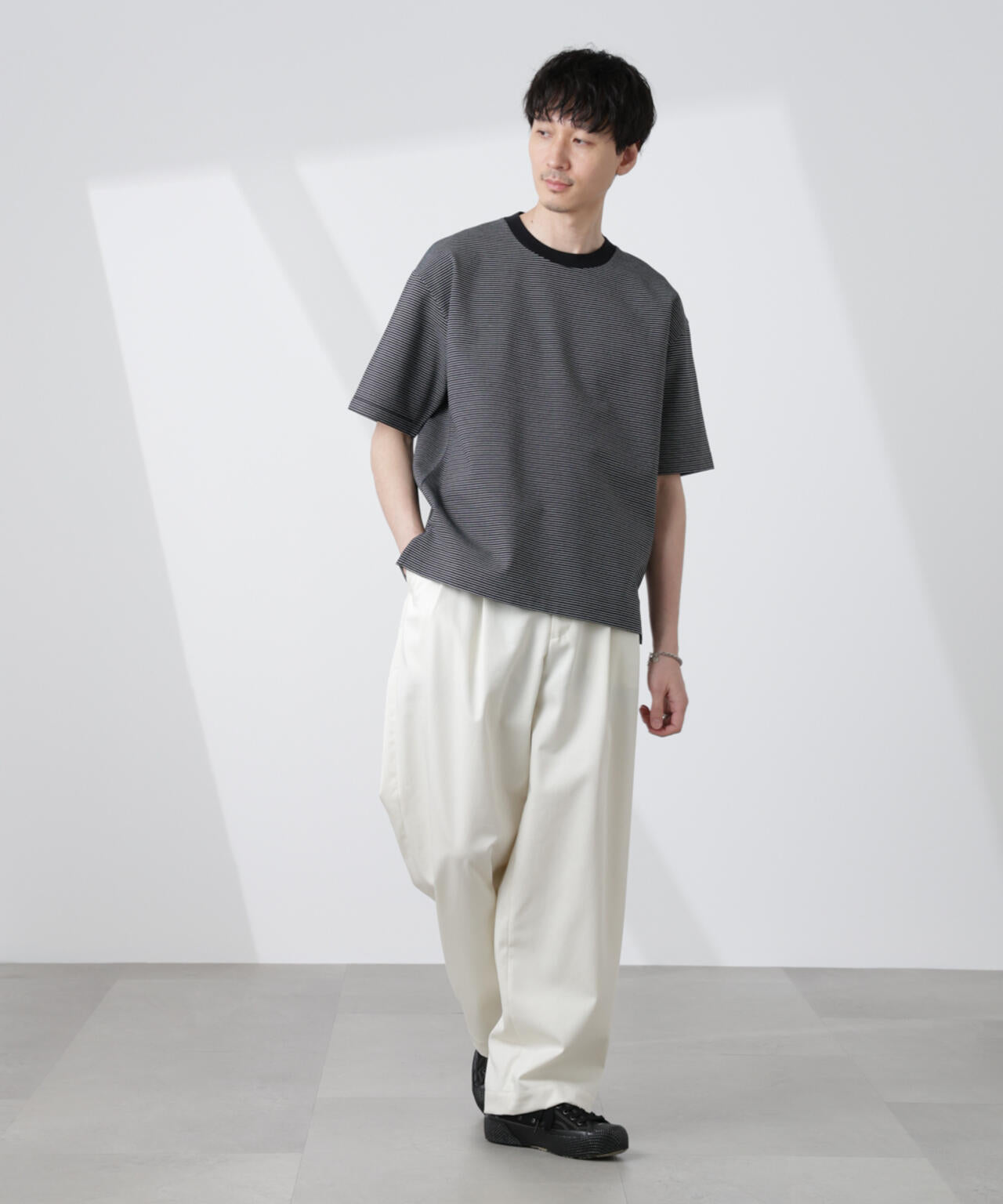 ワイドシルエットボーダーTシャツ