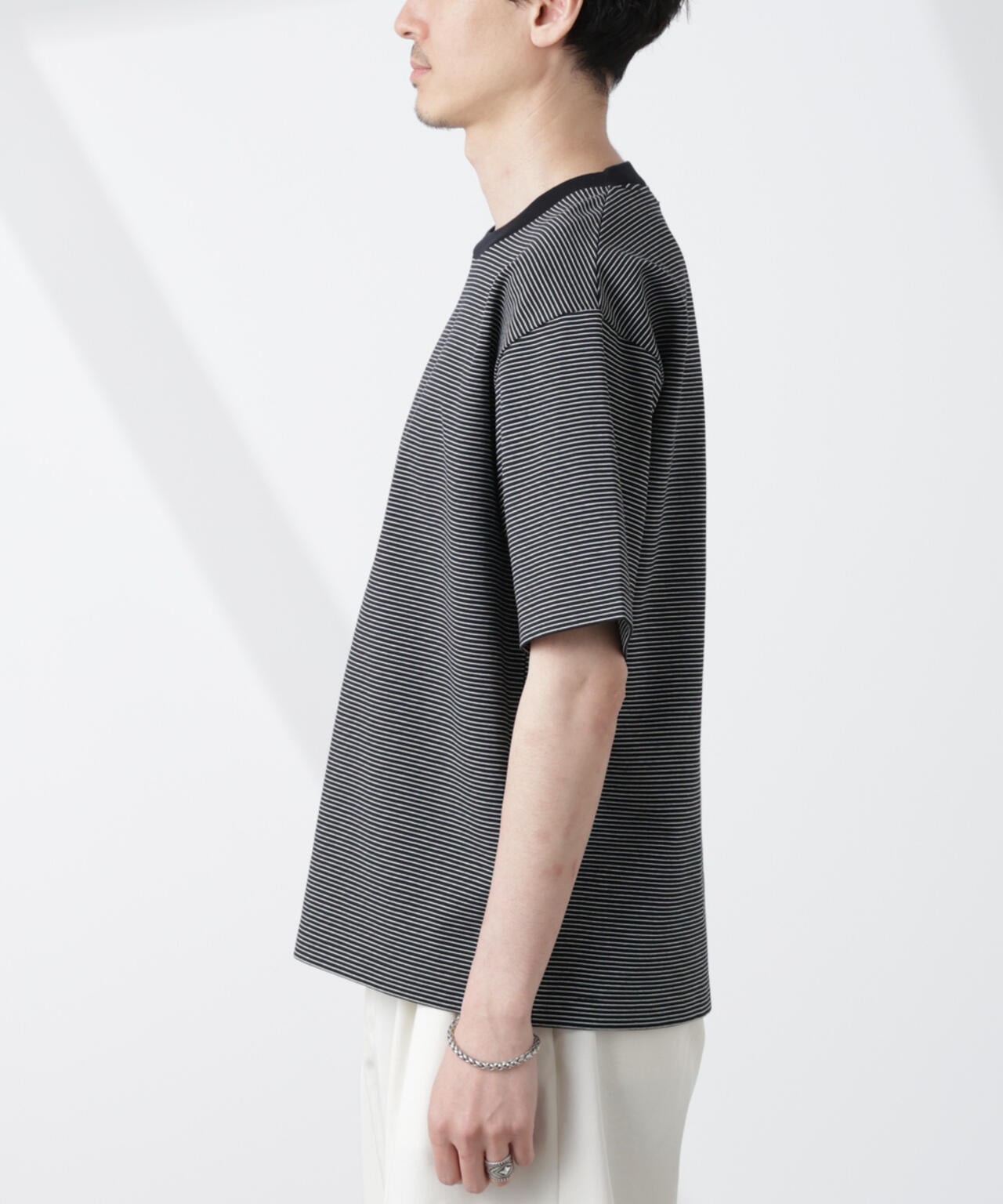 ワイドシルエットボーダーTシャツ