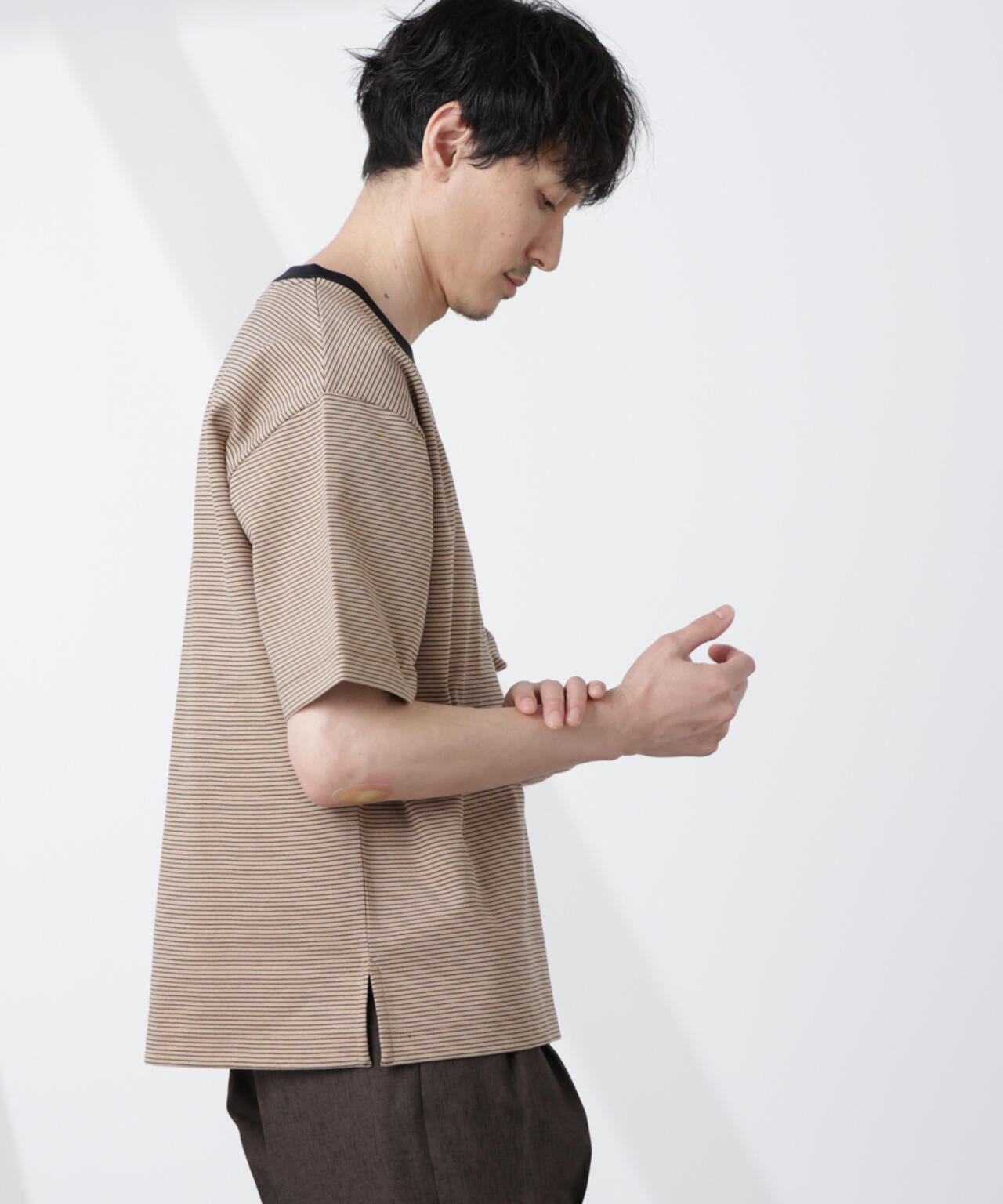 ワイドシルエットボーダーTシャツ