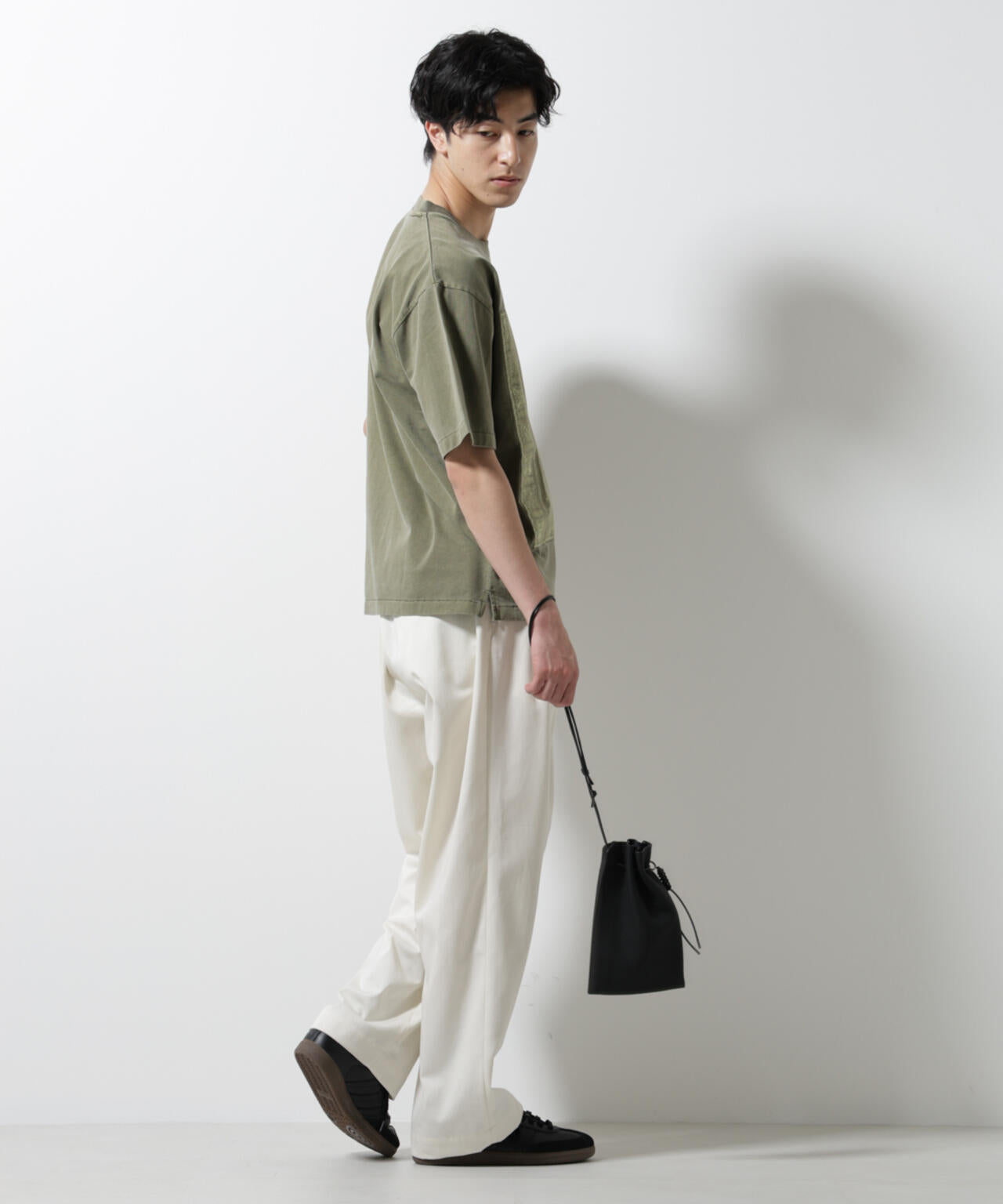 86156511-f4fa-5ff2-9dca-486f7e5461fa_Image