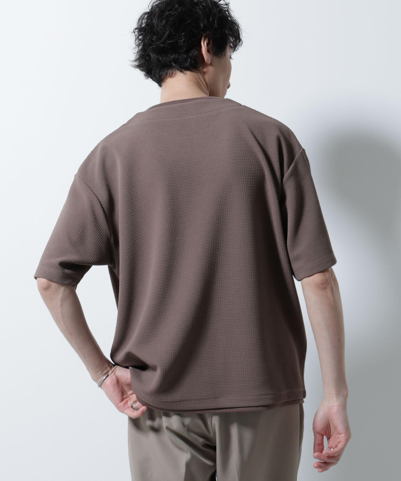 フェイクレイヤードキーネックTシャツ 半袖