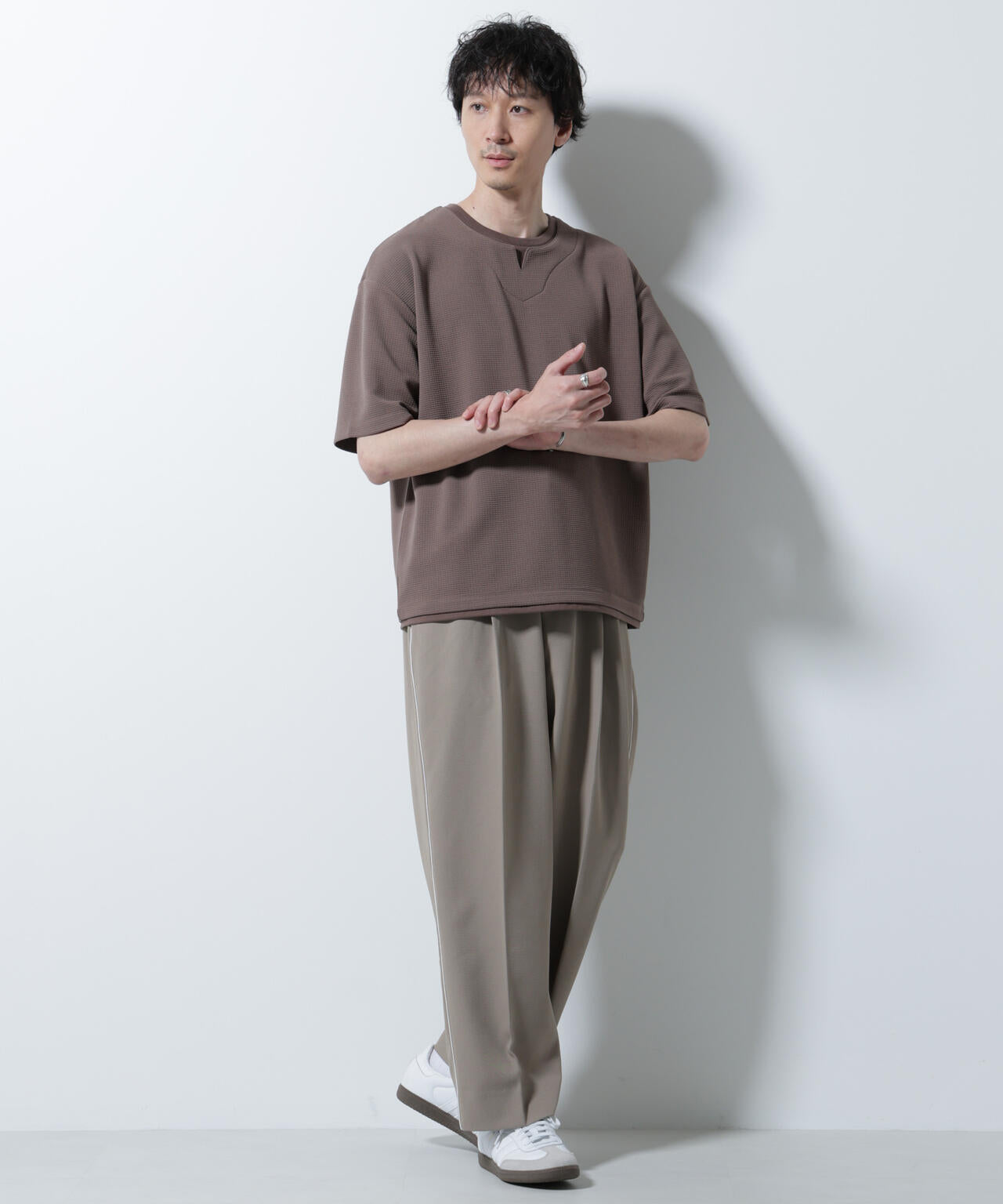 フェイクレイヤードキーネックTシャツ 半袖