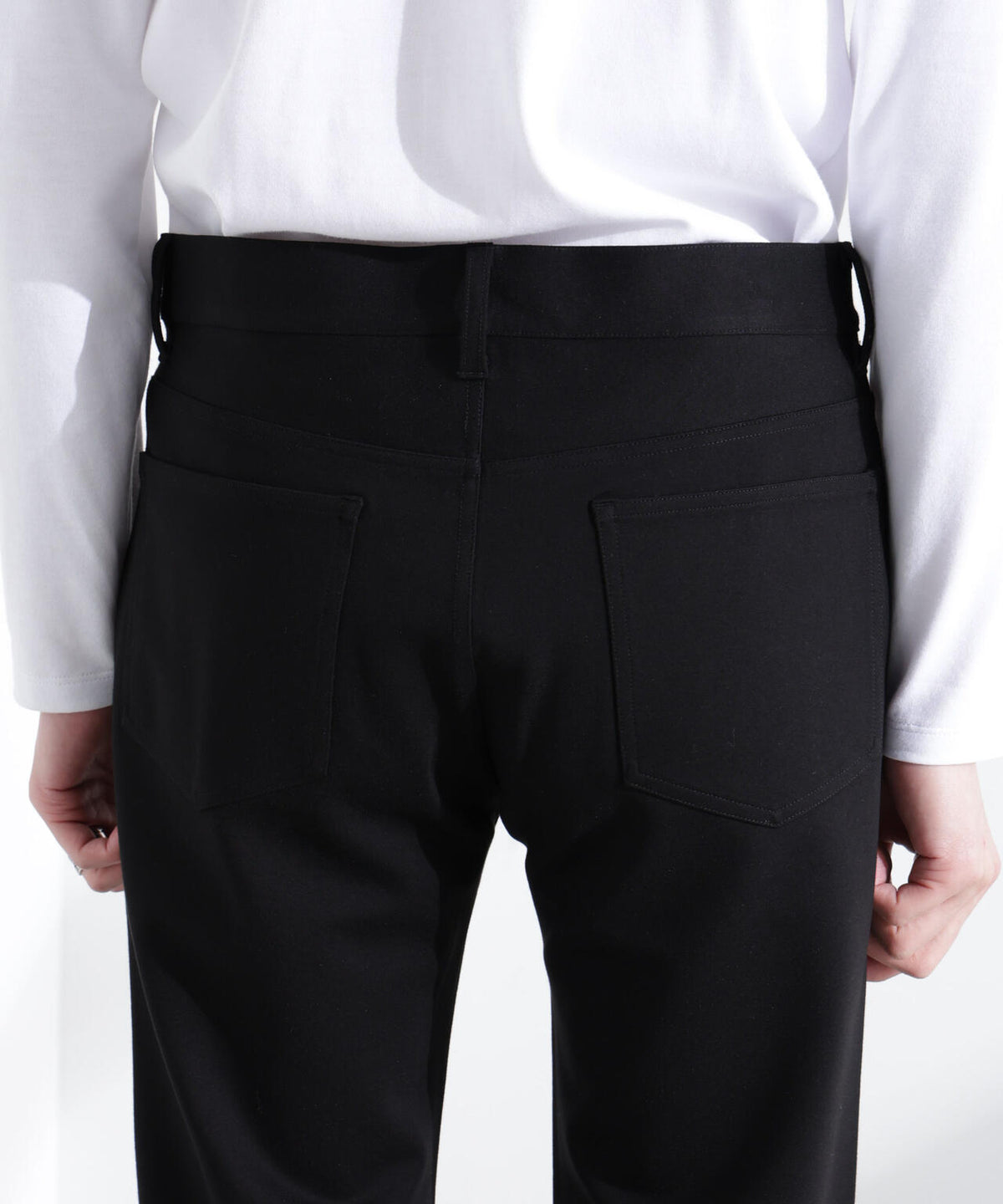 5P テーパードパンツ