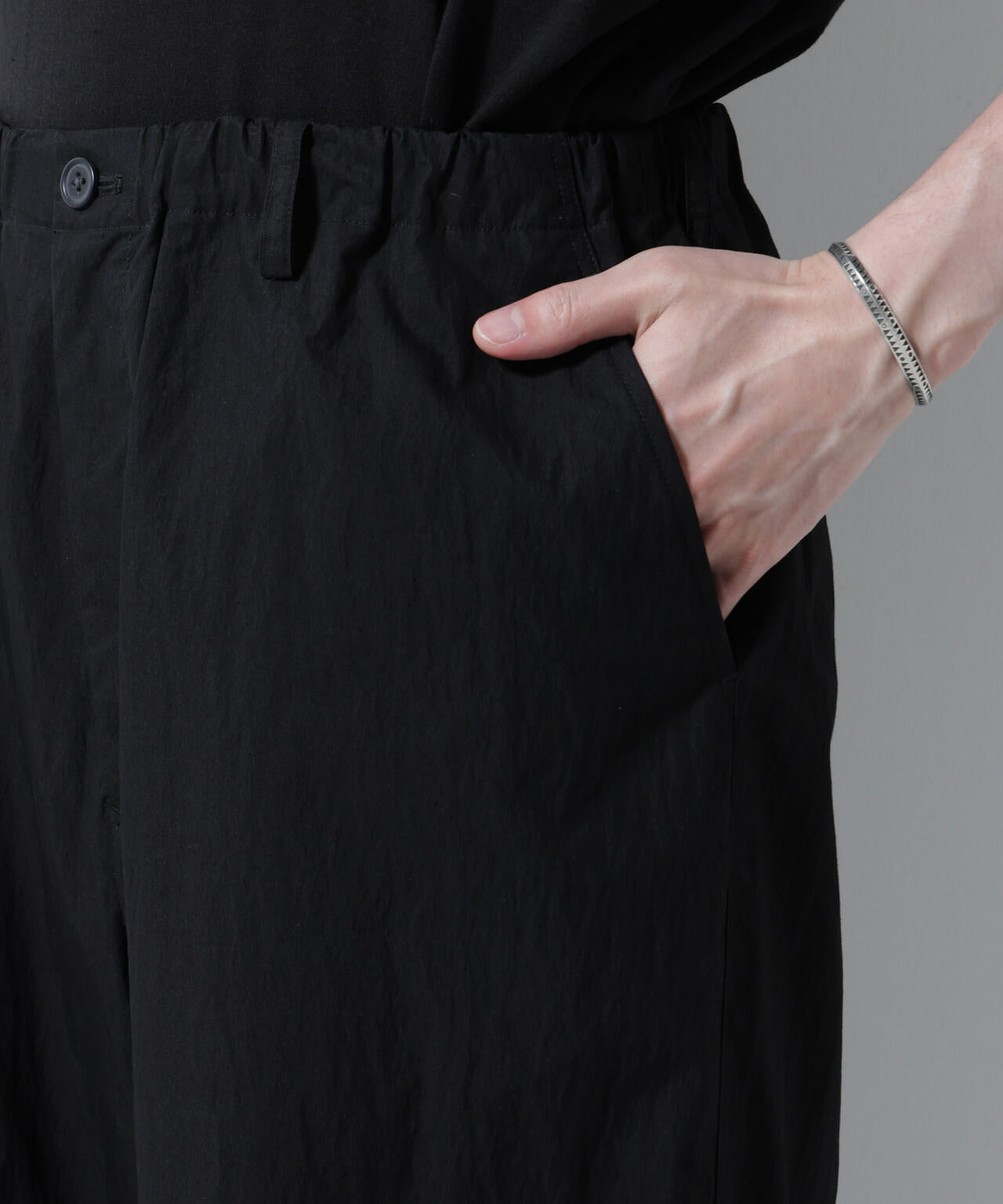 ライトウェイトバギーパンツ