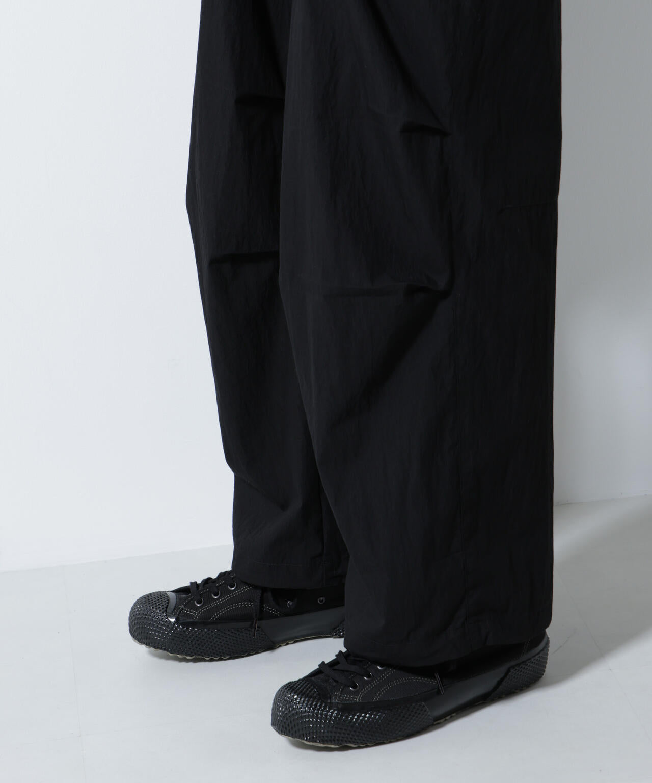 ライトウェイトバギーパンツ