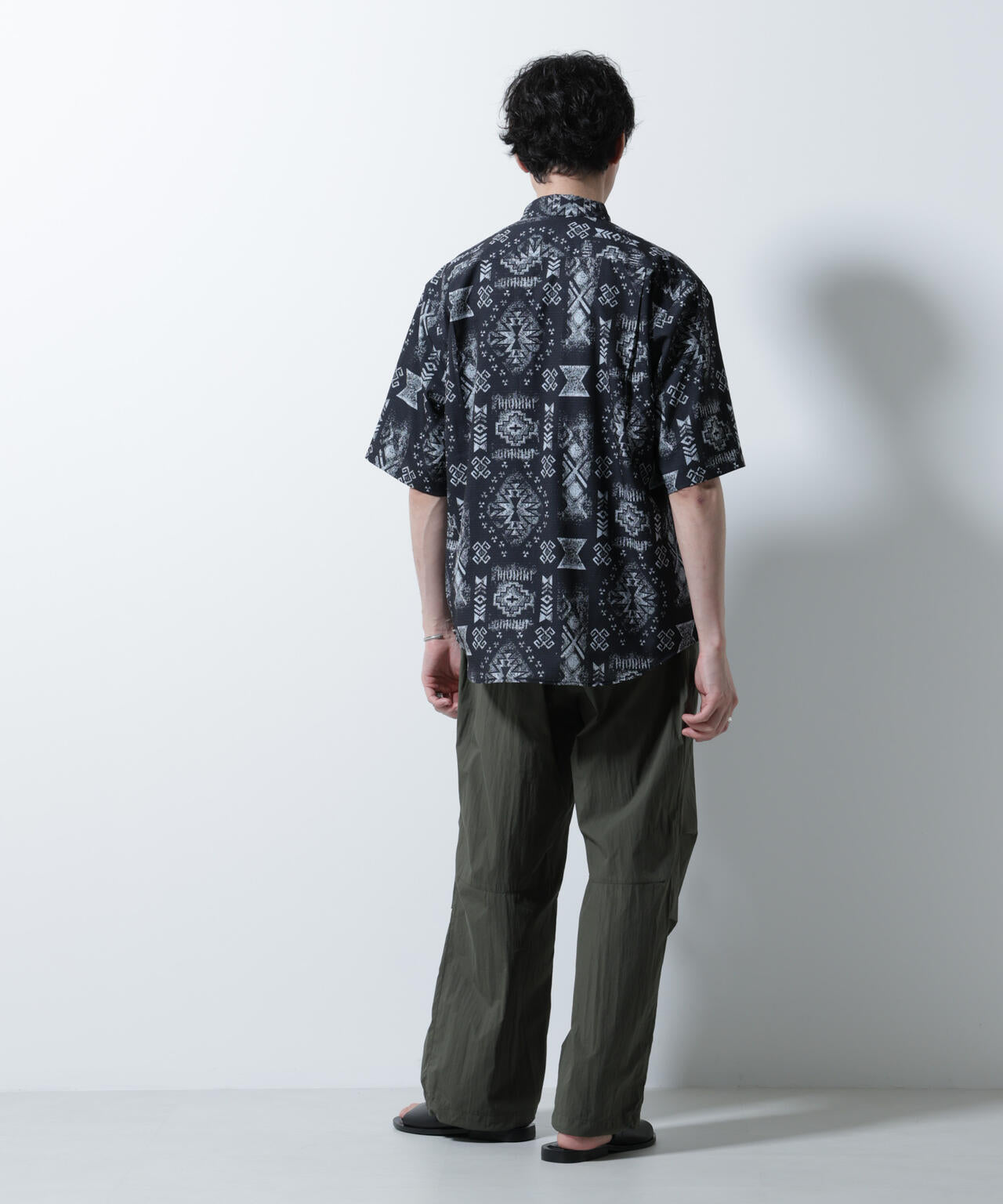 ライトウェイトバギーパンツ