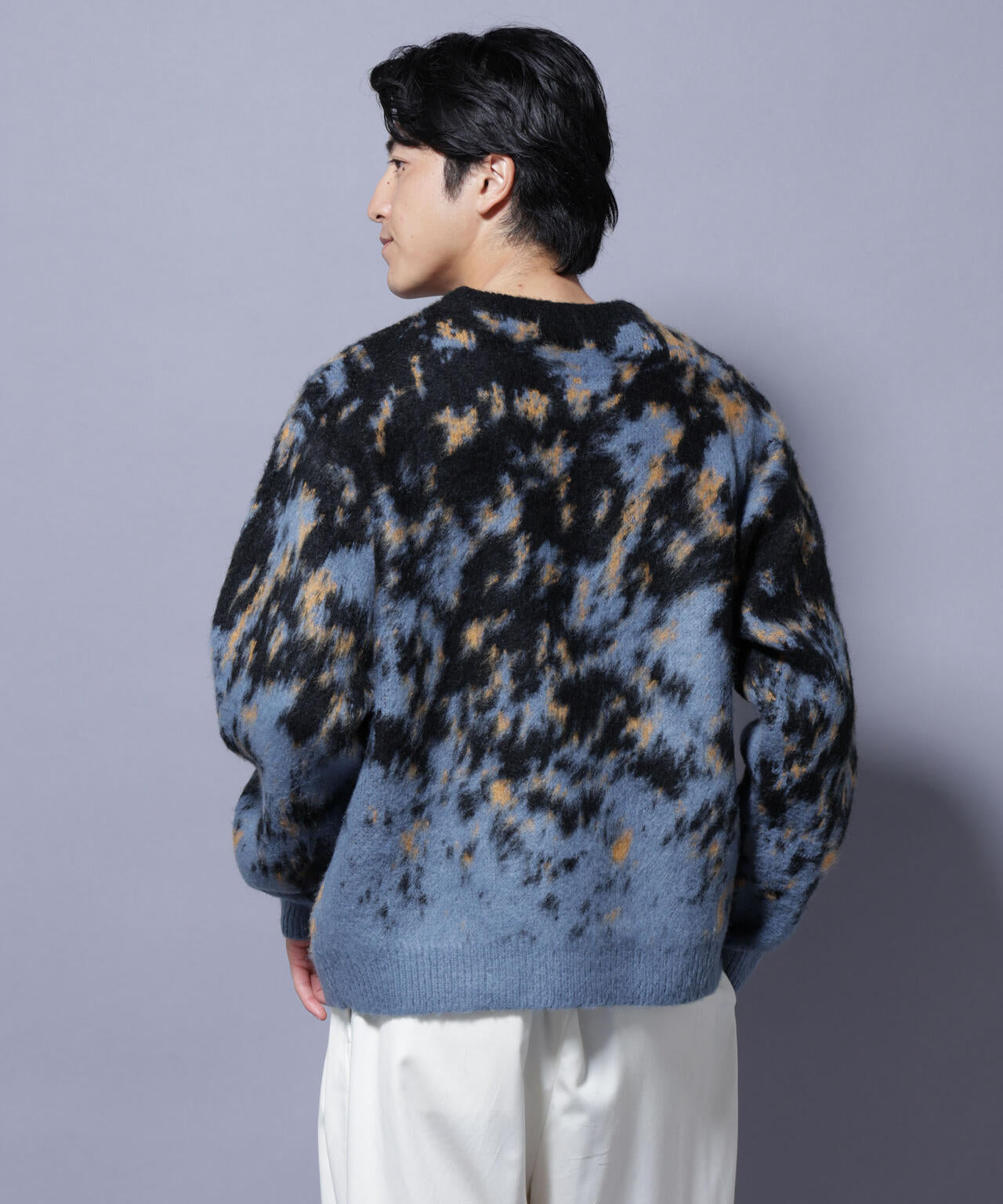 アート柄クルーネックニット2 ブライトカラー