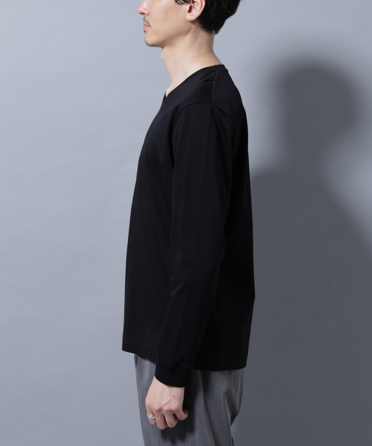 アンチスメルVネックTシャツ 長袖