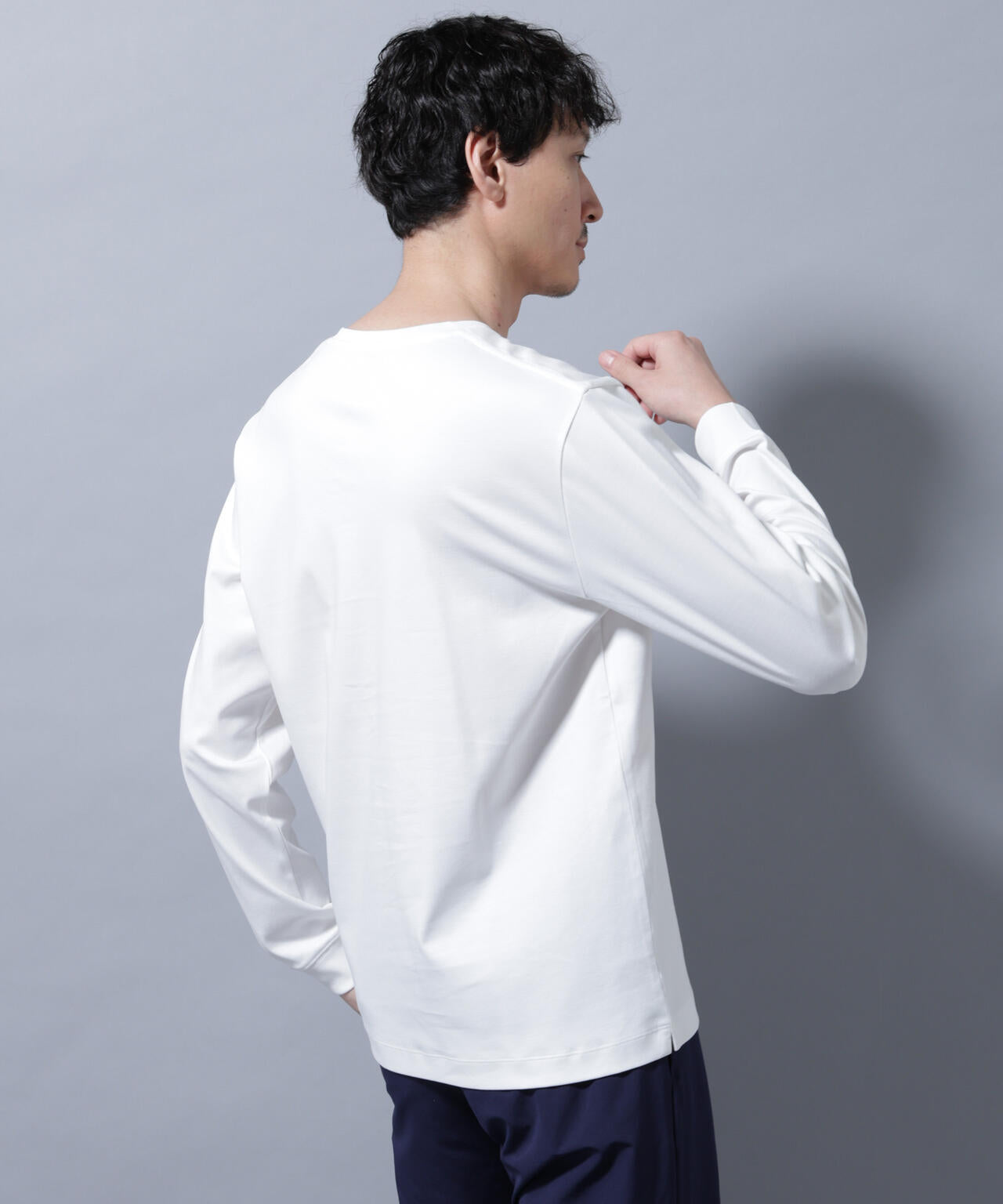 アンチスメルVネックTシャツ 長袖