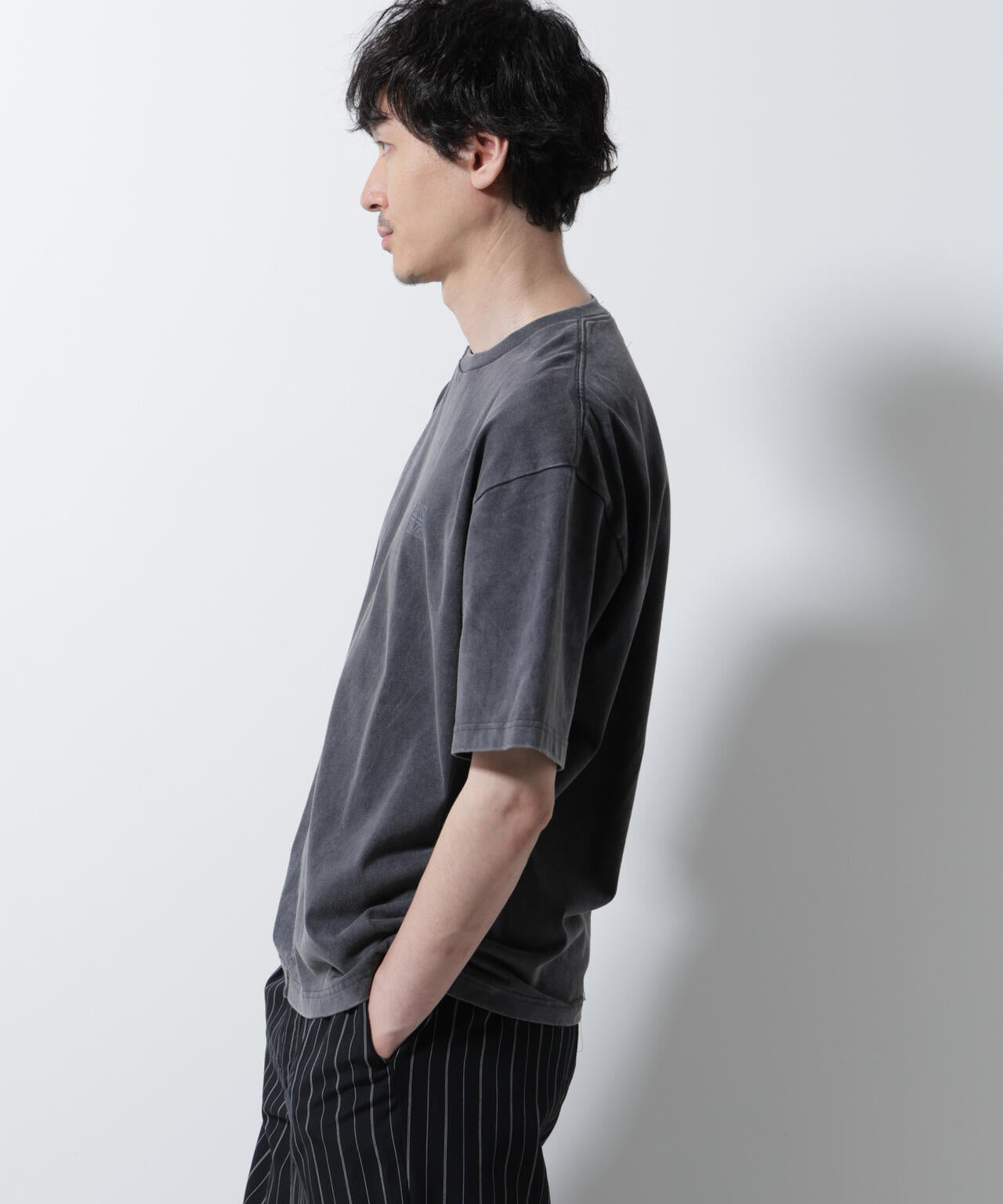 「A-C-Z」2トーンピグメントTシャツ 半袖