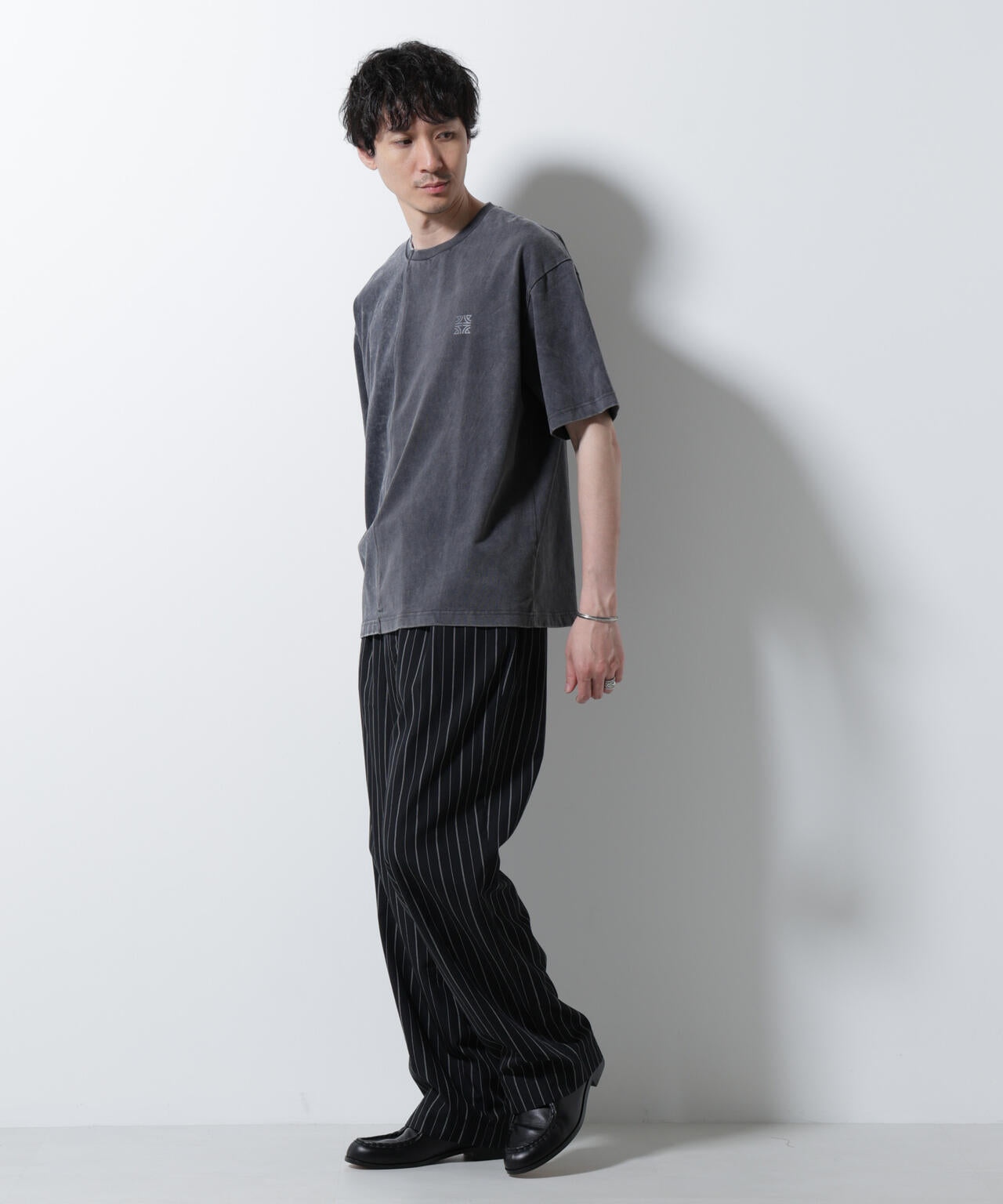 「A-C-Z」2トーンピグメントTシャツ 半袖