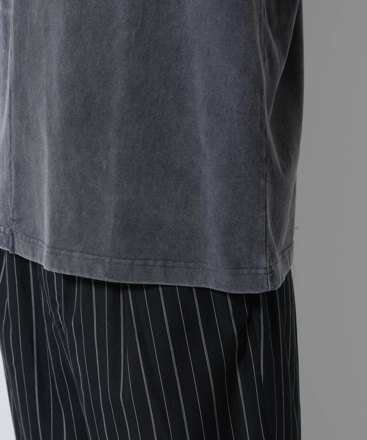 「A-C-Z」2トーンピグメントTシャツ 半袖