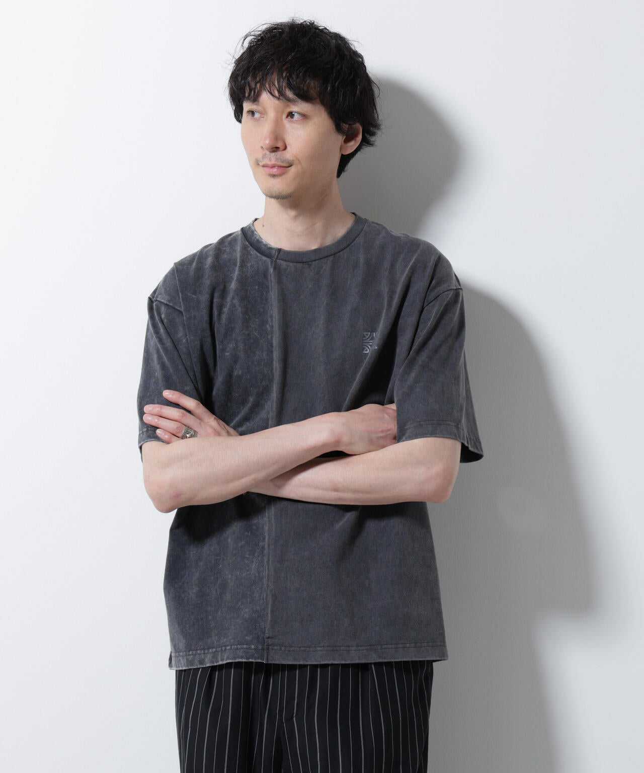 「A-C-Z」2トーンピグメントTシャツ 半袖