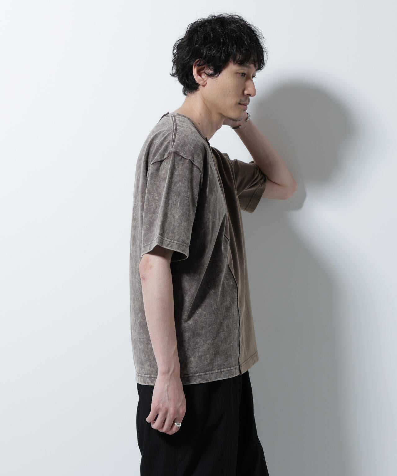 「A-C-Z」2トーンピグメントTシャツ 半袖