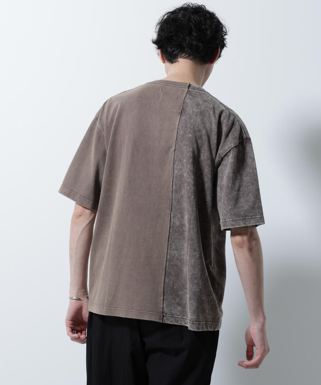 「A-C-Z」2トーンピグメントTシャツ 半袖