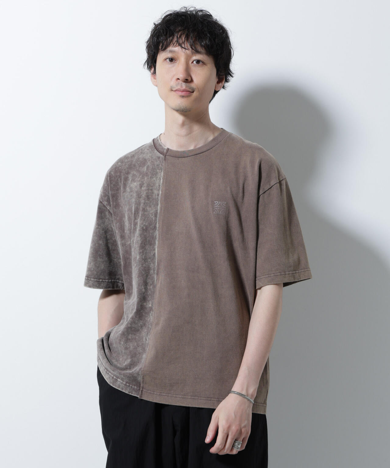 「A-C-Z」2トーンピグメントTシャツ 半袖