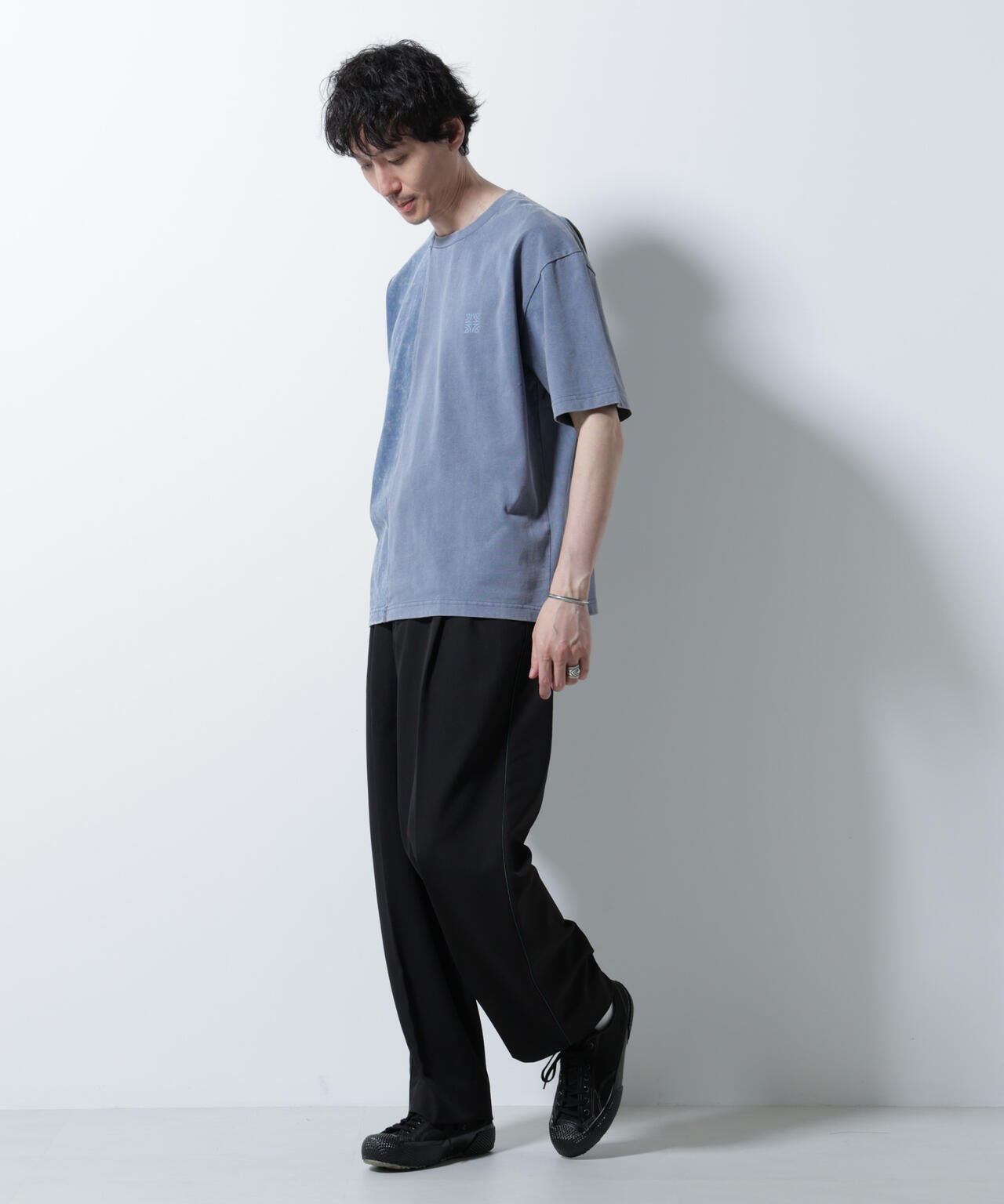 「A-C-Z」2トーンピグメントTシャツ 半袖