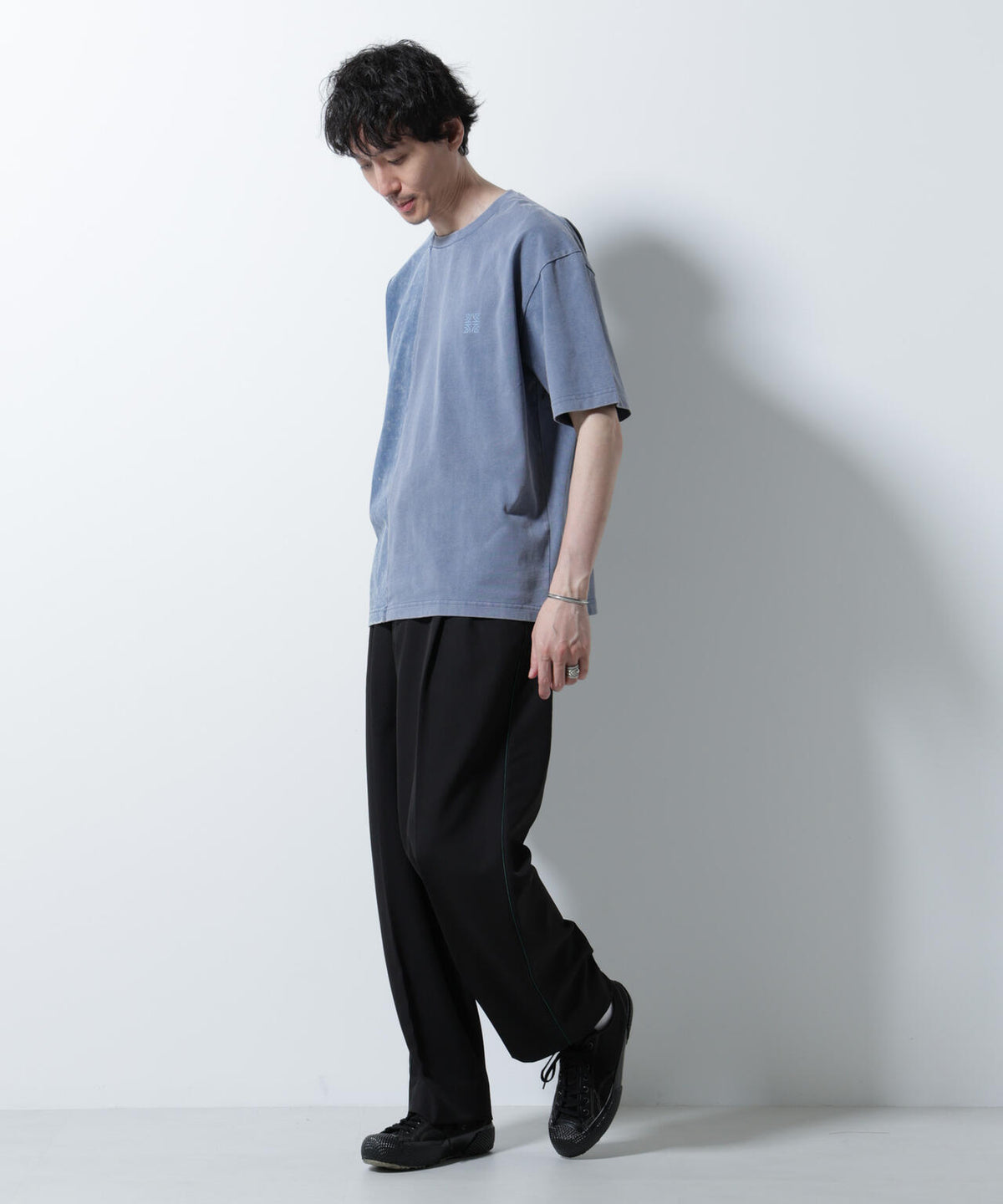 「A-C-Z」2トーンピグメントTシャツ 半袖