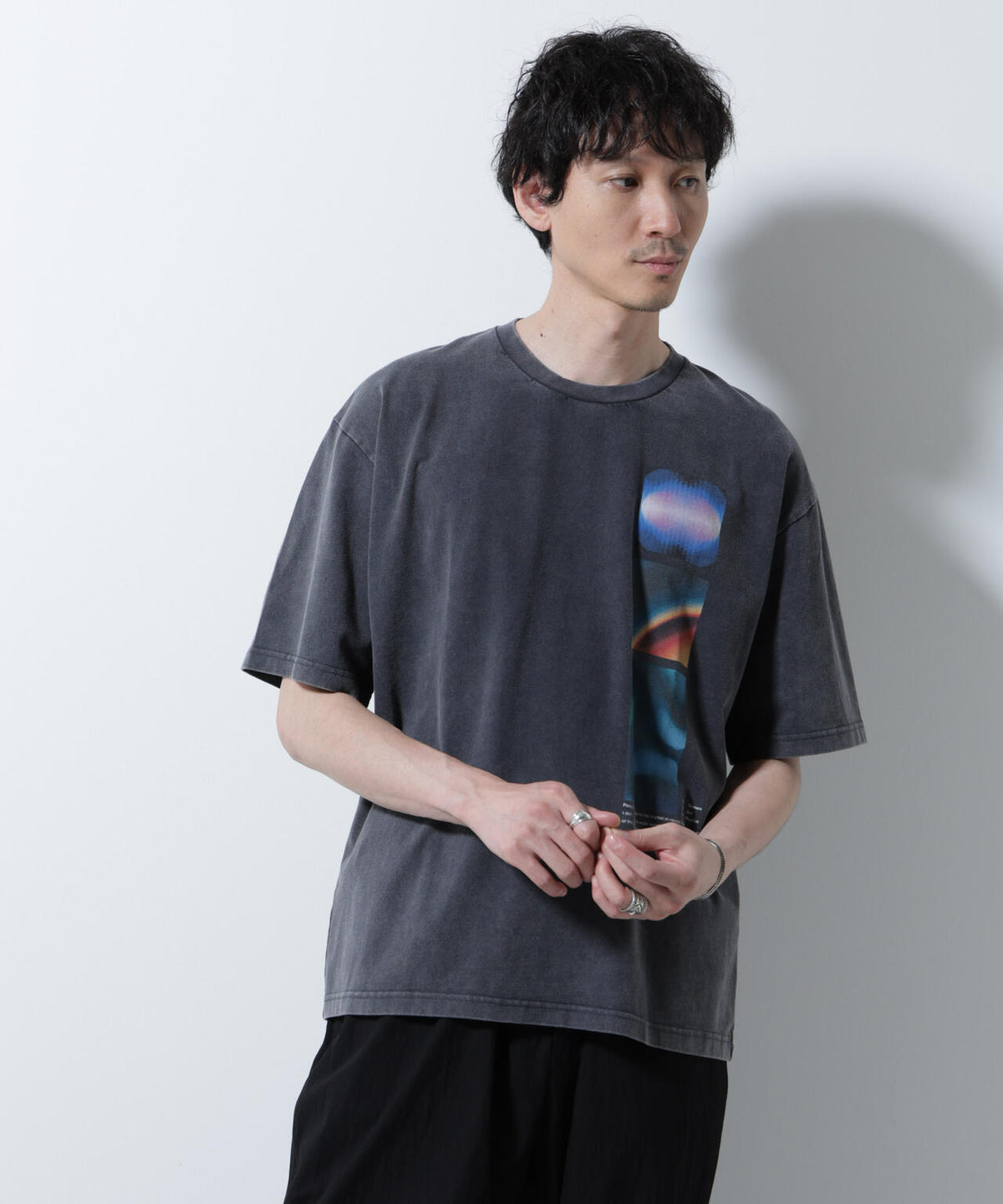 「A-C-Z」ピグメントグラフィックTシャツ 半袖