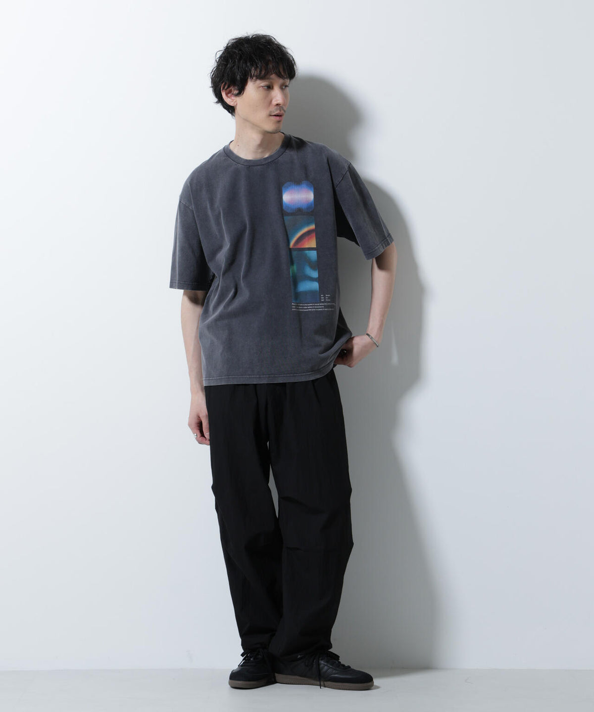 「A-C-Z」ピグメントグラフィックTシャツ 半袖
