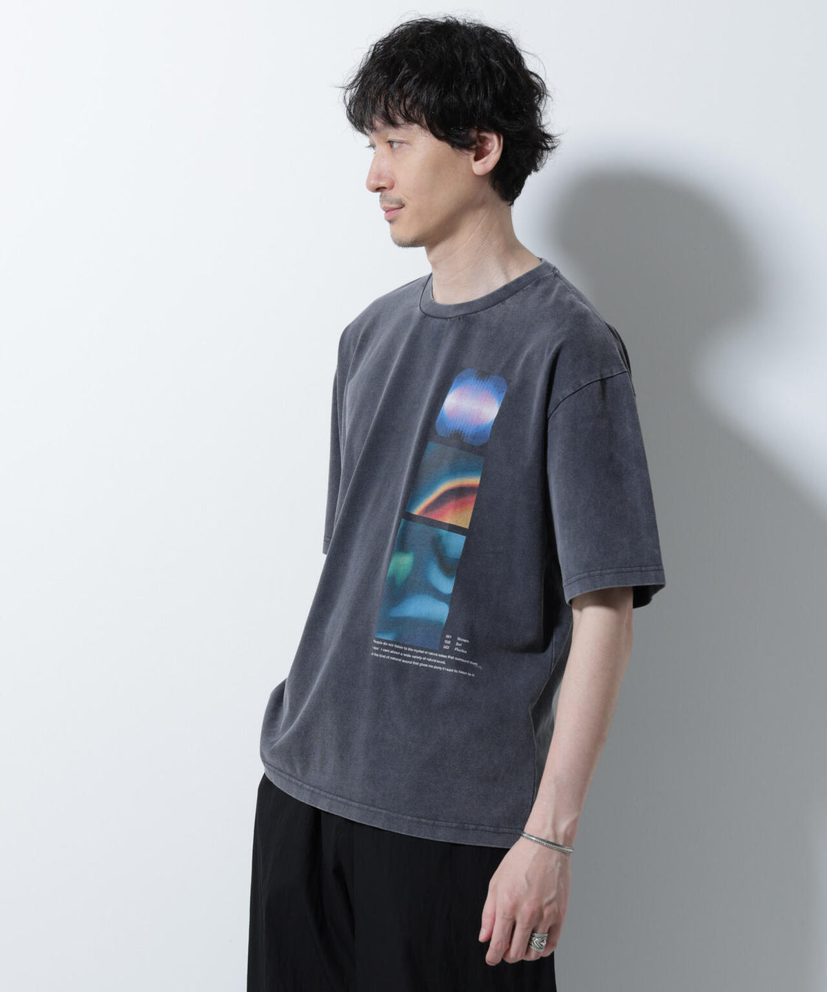 「A-C-Z」ピグメントグラフィックTシャツ 半袖