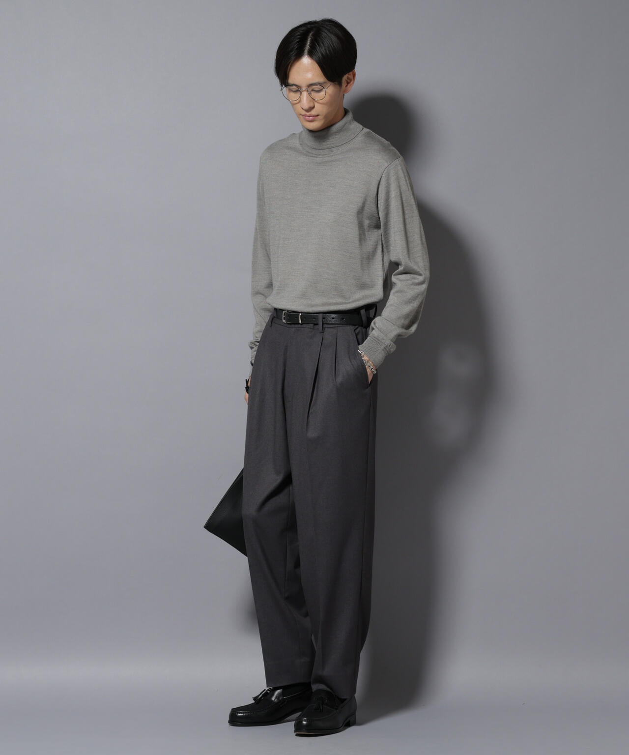 微起毛ワイド2タックテーパードパンツ