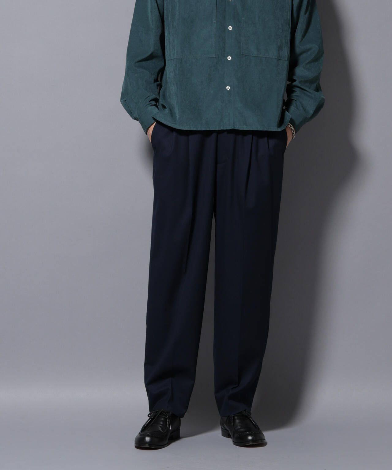 微起毛ワイド2タックテーパードパンツ