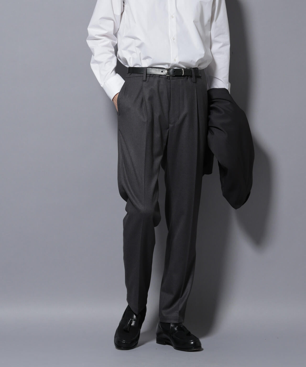 微起毛1タックテーパードパンツ