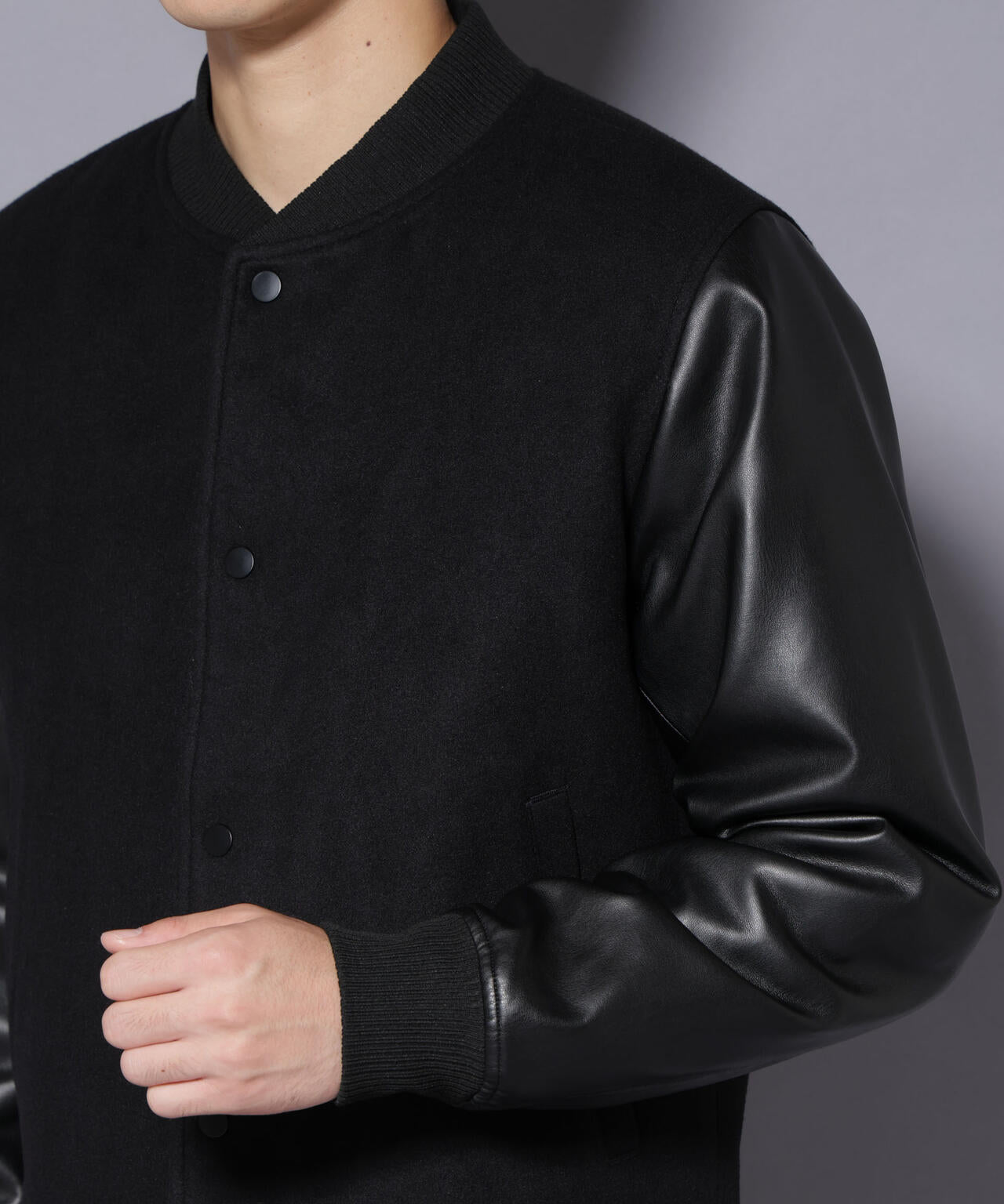 フェイクレザースタジャン