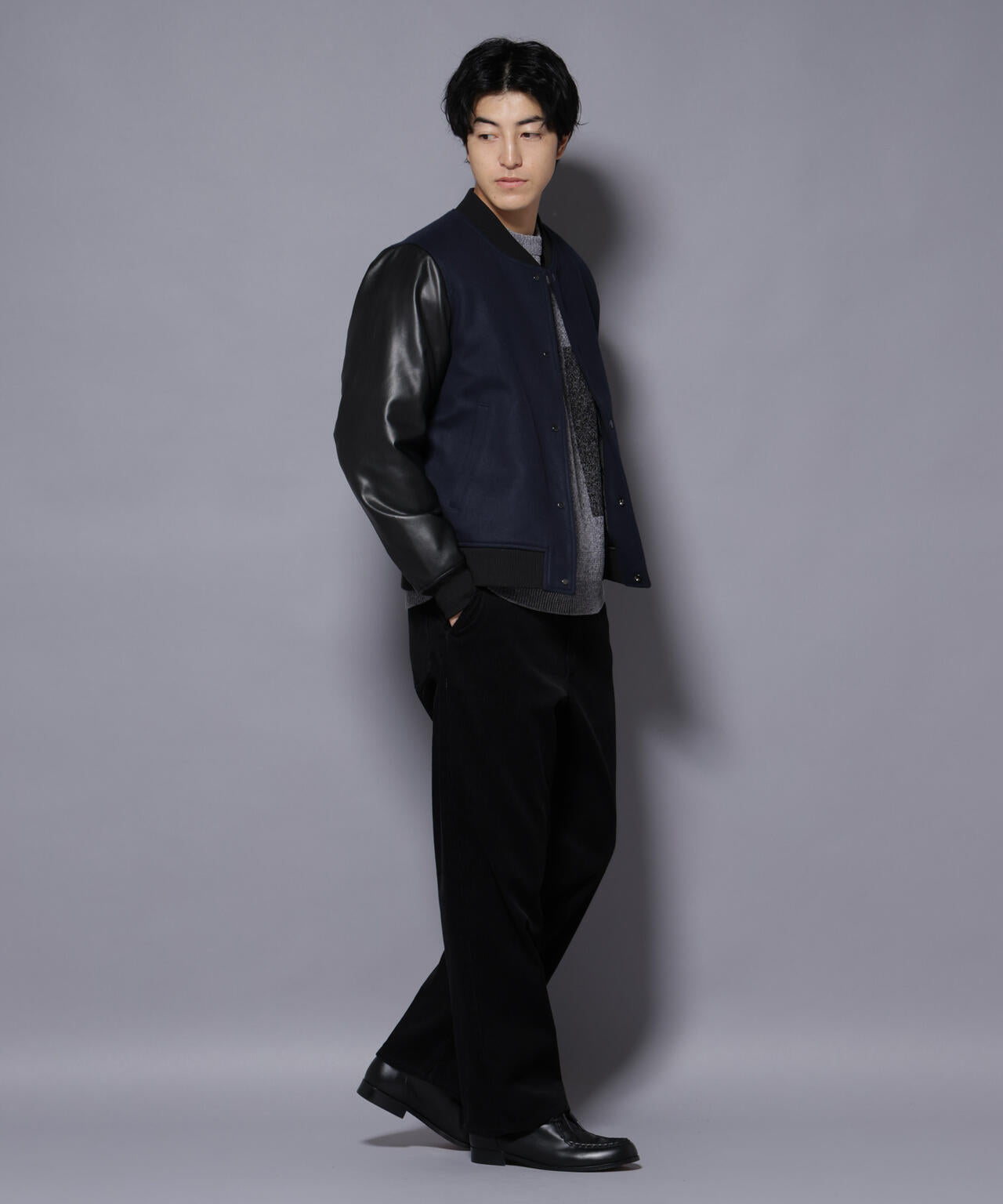 フェイクレザースタジャン