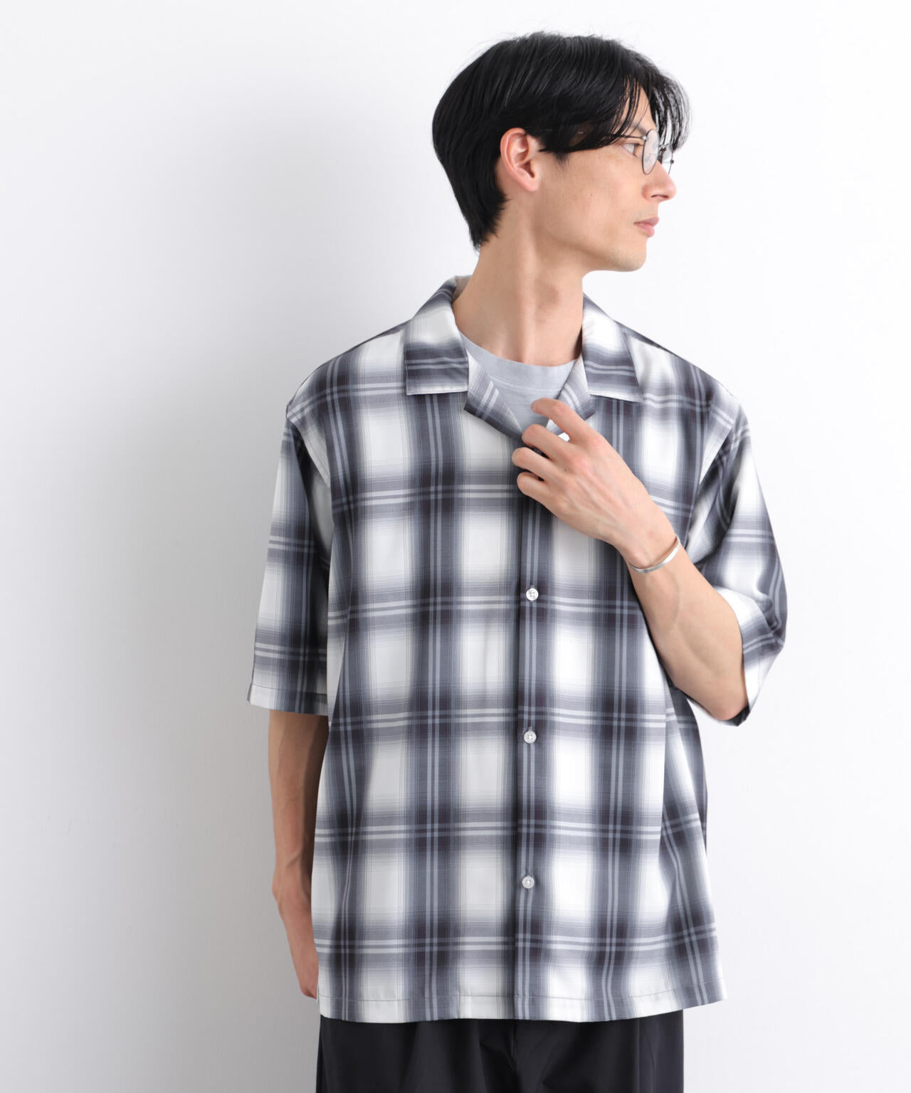180cm B:88 W:75 H:92 着用サイズ:L