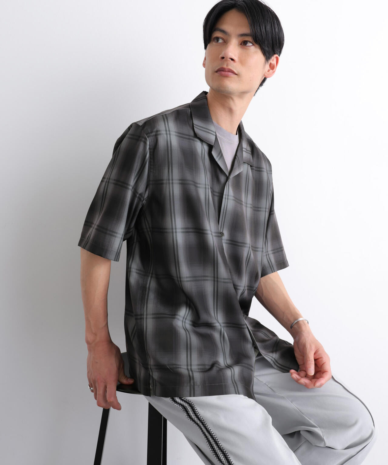 180cm B:88 W:75 H:92 着用サイズ:L